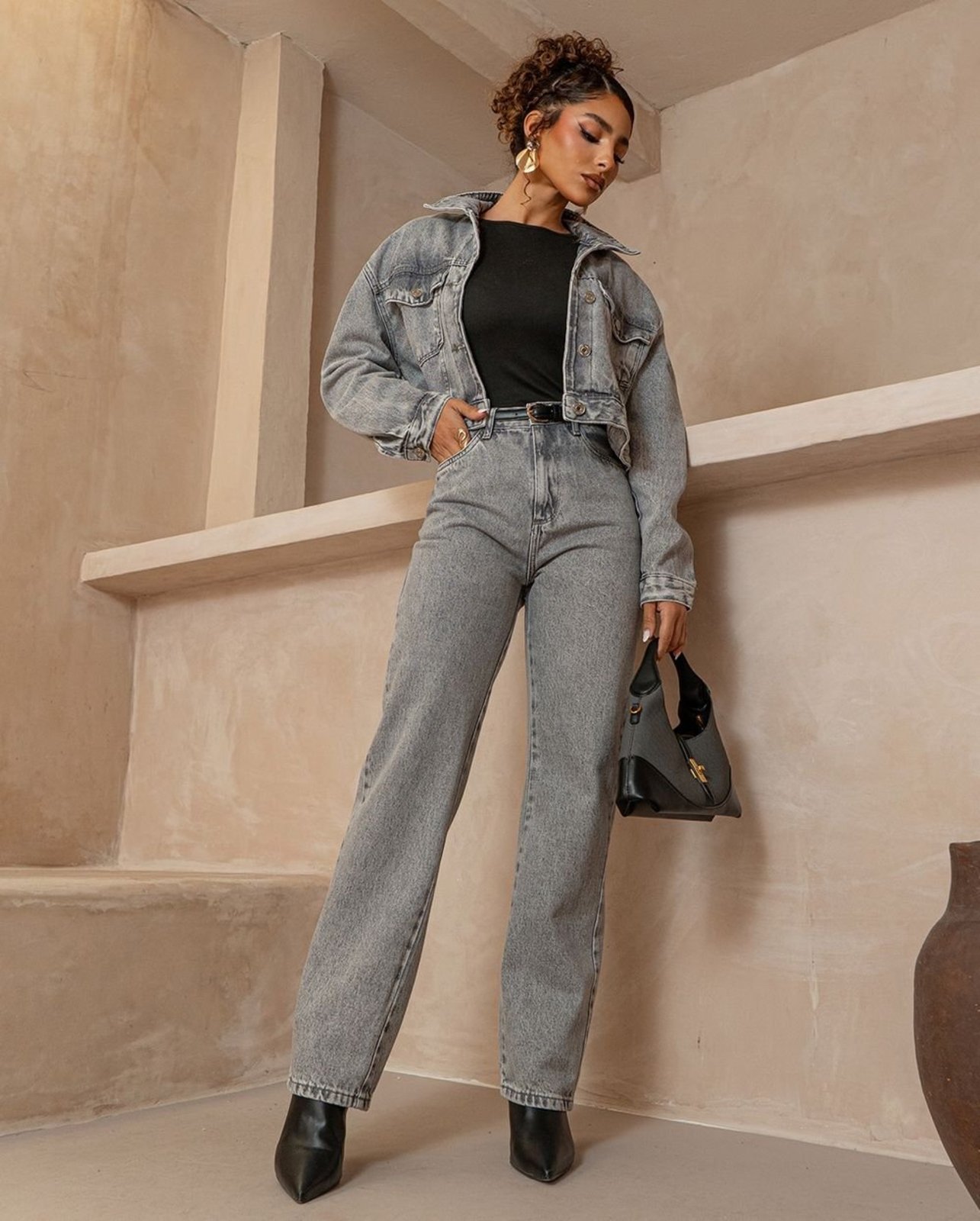 Calça Jeans Straight Fit Feminina Cintura Alta 02930 Cinza Consciência