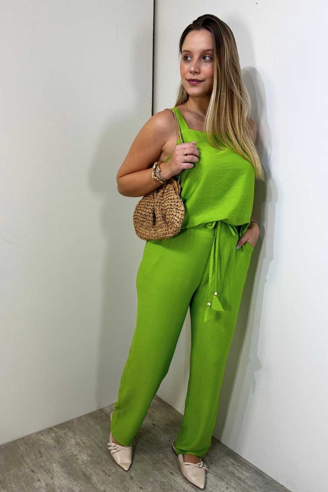 Vista 2 Calça Vanibele Crepe Limão verde verde