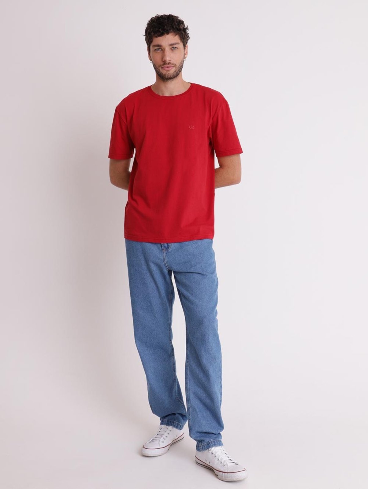 Camiseta básica gola redonda vermelha