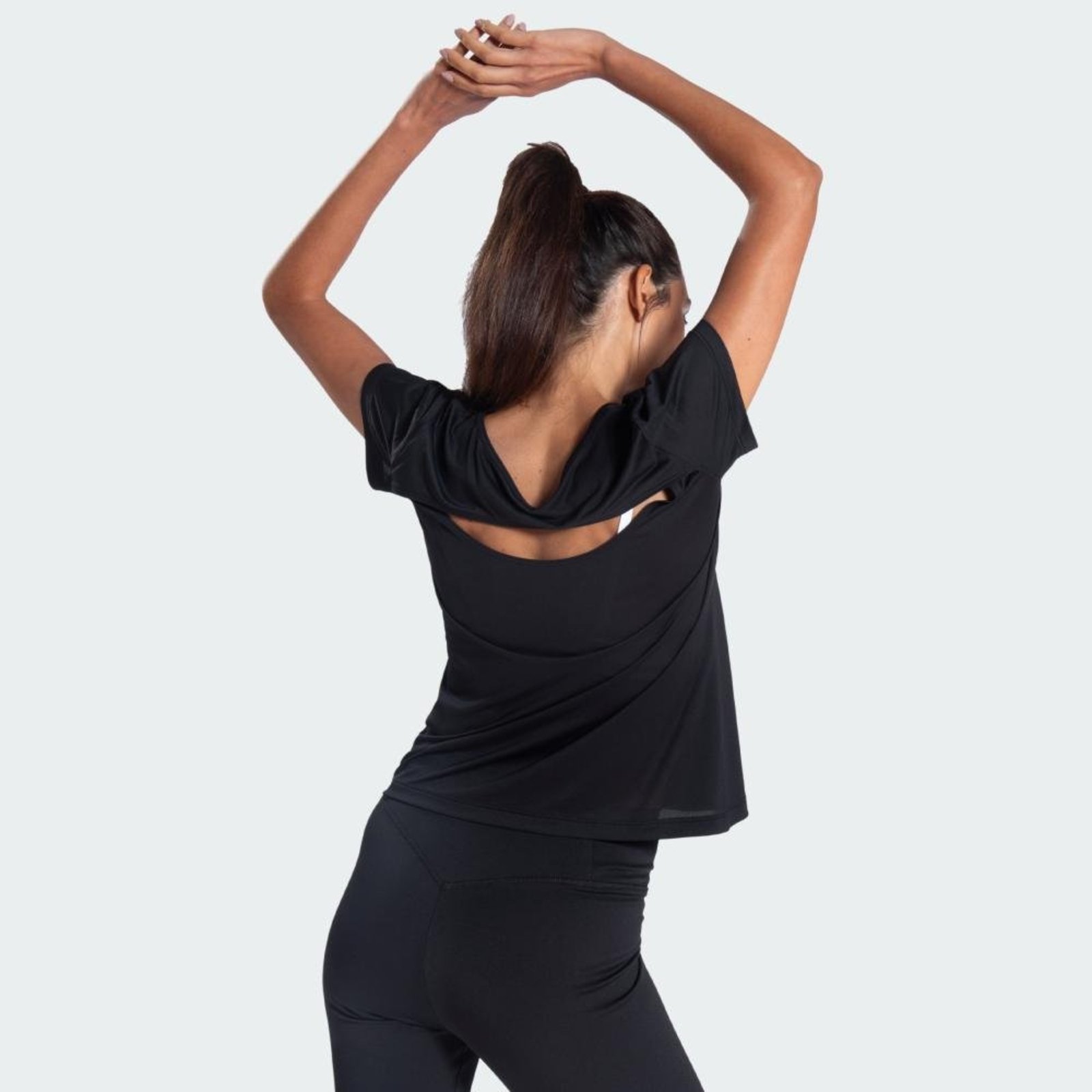 Camiseta Ess Polyamide Cutout adidas Performance Preto