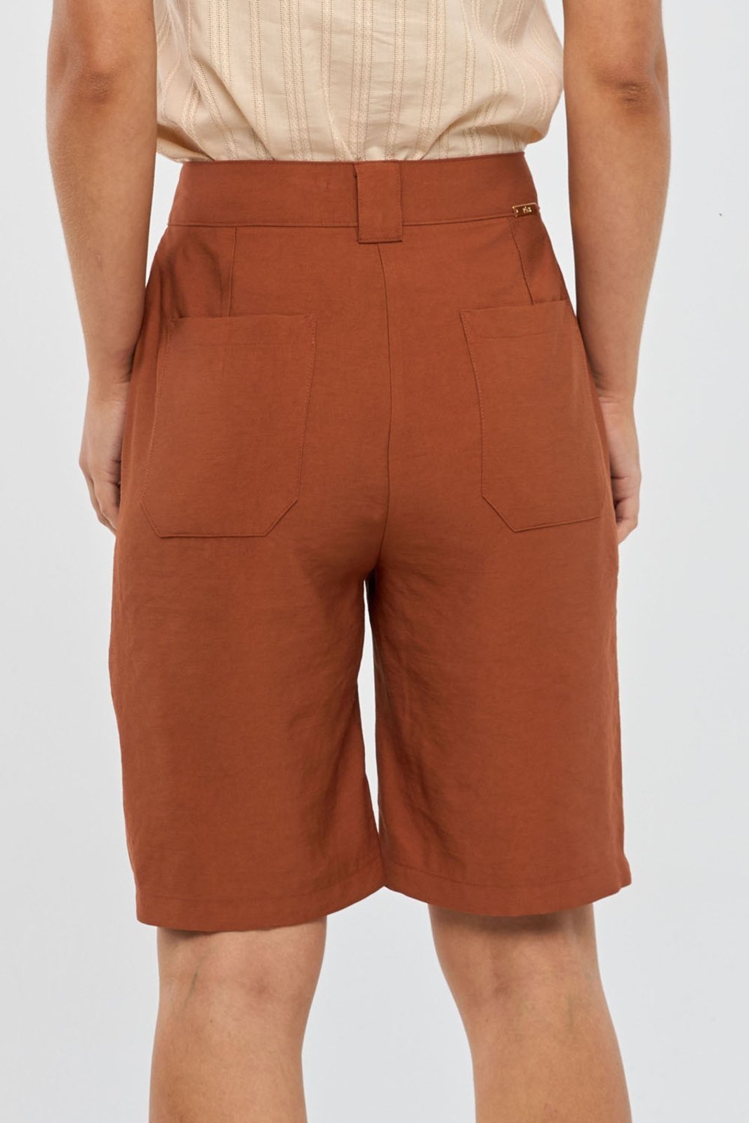Vista 2 Bermuda PKS Alongada Alfaiataria Em Viscose marrom PKS marrom