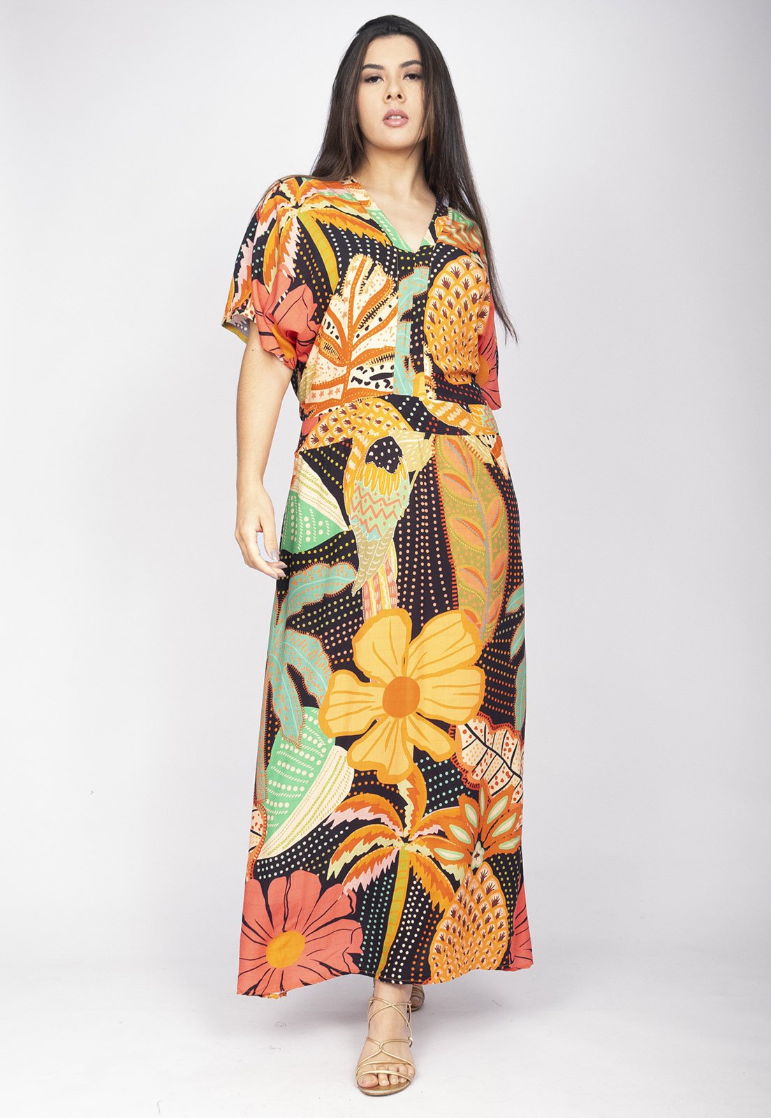 Vista 3 Vestido Midi Viscose Morcego Parati com Elástico Estampa Jardim do Verão Amazonia Vital estampado/preto