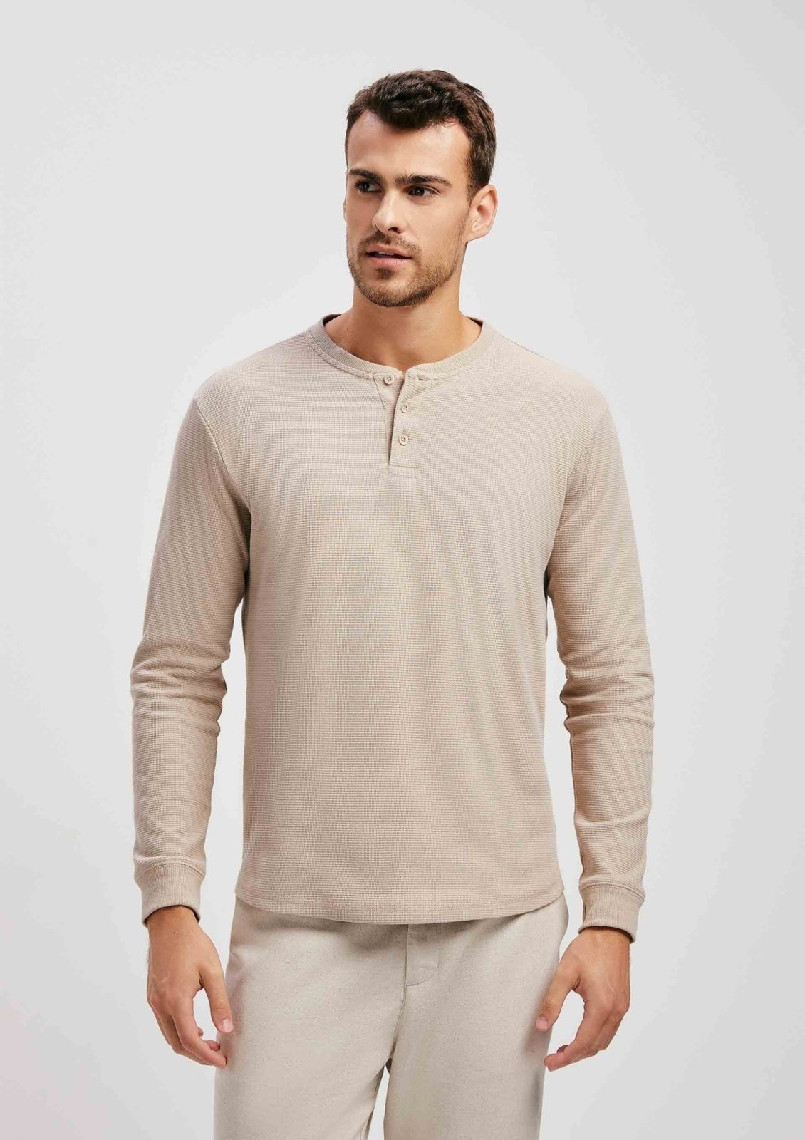 Camiseta Masculina Manga Longa Com Peitilho - Marrom