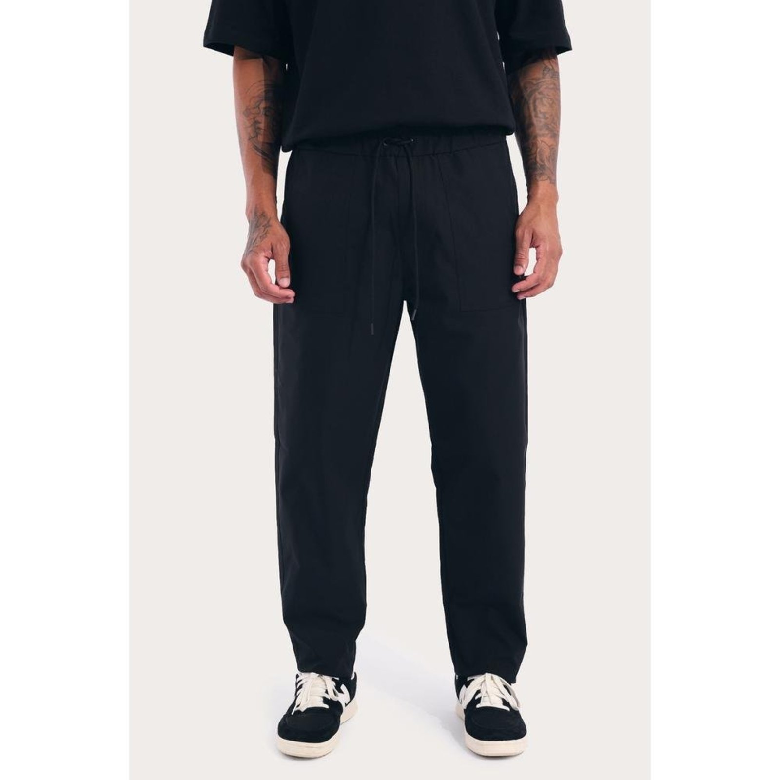 Calça Utility Rosas Preto