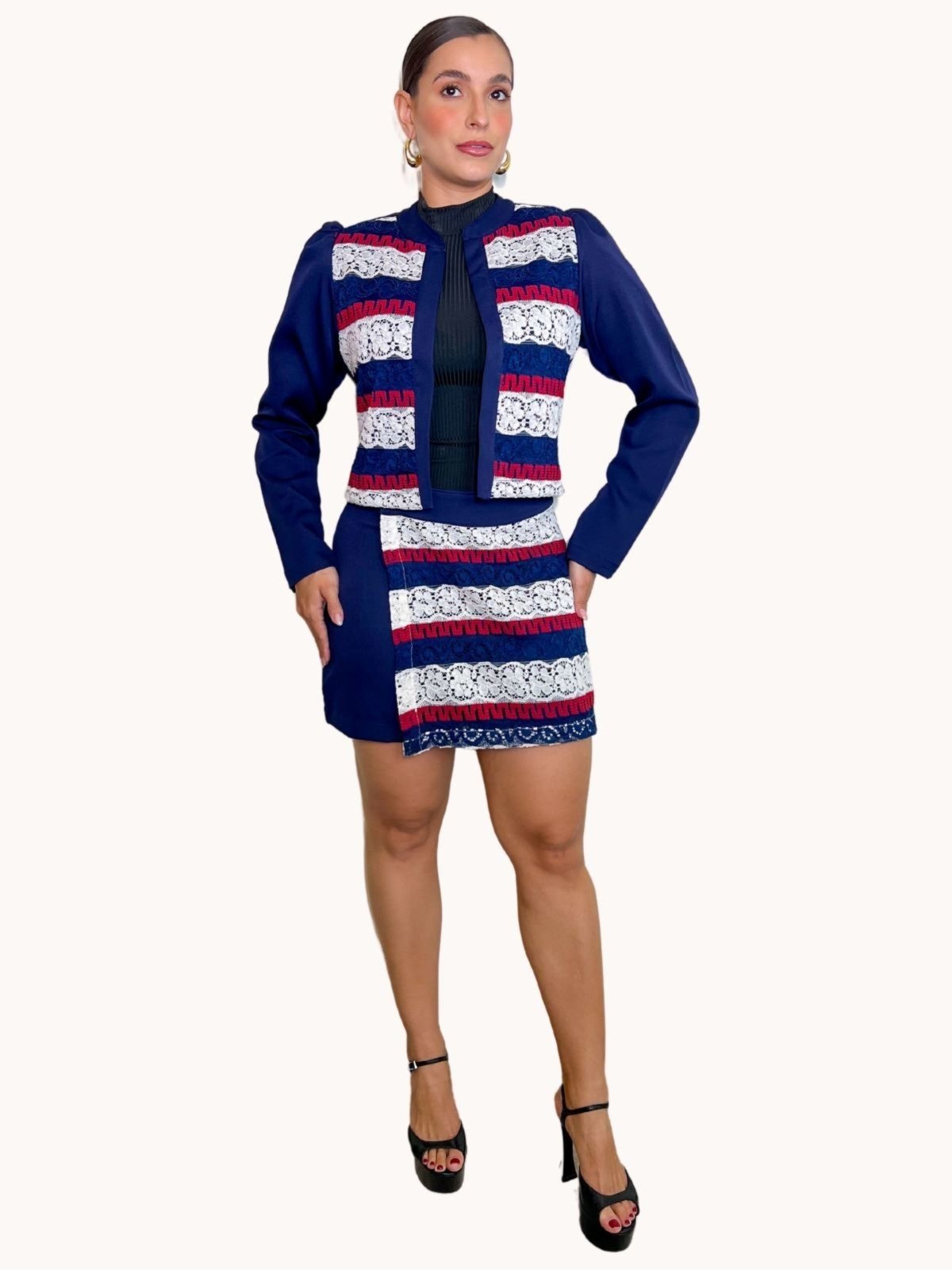 CONJUNTO FEMININO SHORT E CASACO Azul