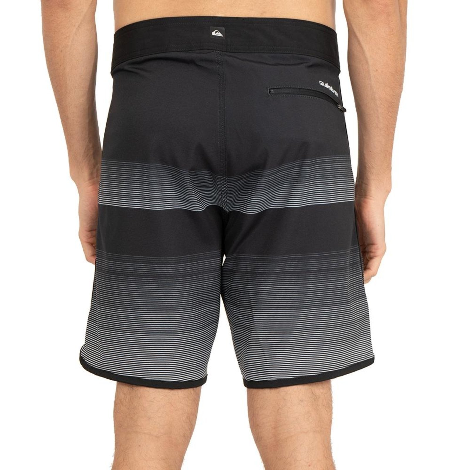 Bermuda Quiksilver Everyday Scallop Tijuana 18 SM26 Preto