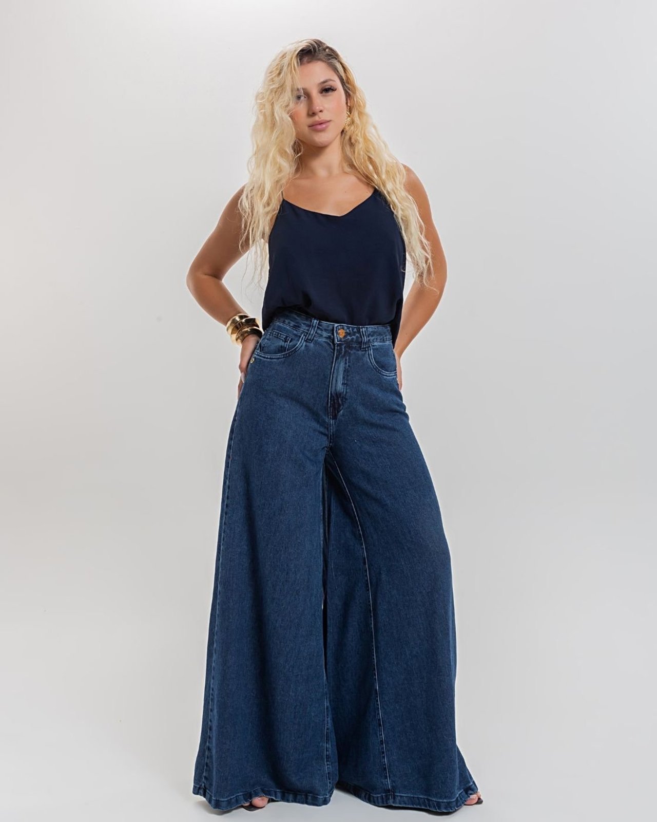 Calça Feminina - Max Wide Leg - Jeans Escuro - Black Jeans