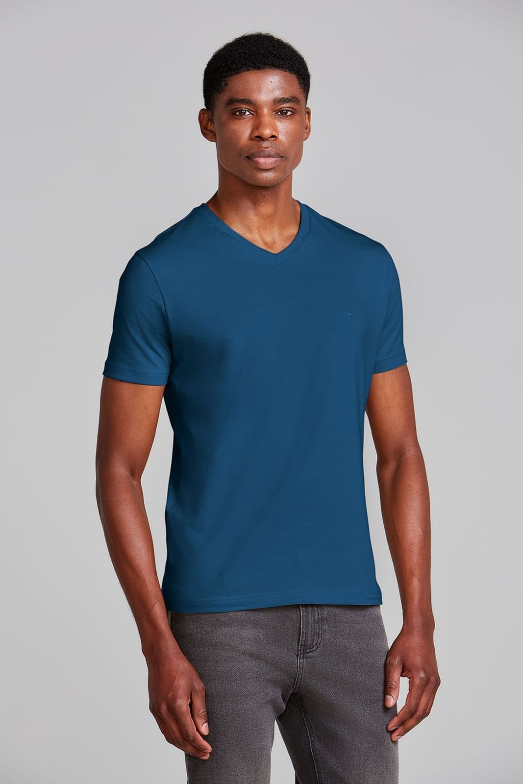 HIGHSTIL Camiseta Manga Curta Básica Malha Slim Fit - Azul Noturno