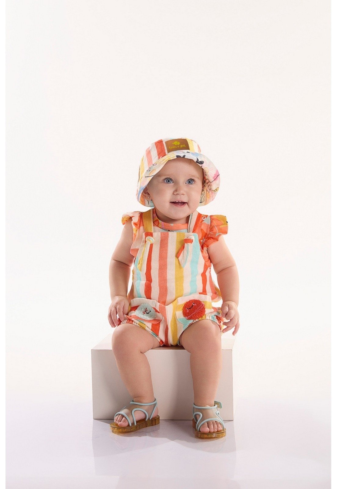Infantil - Conjunto Interestelar para Menina com Body e Jardineira Três e Já Laranja