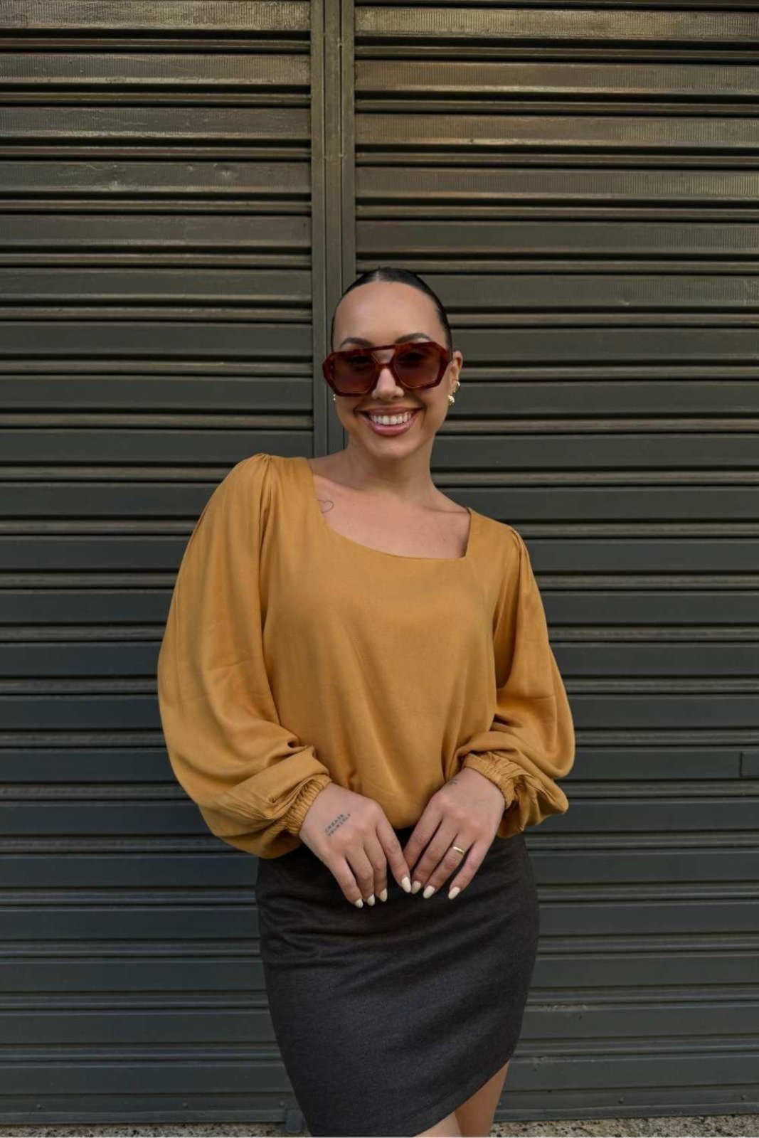 Vista 3 Blusa Vanibele Viscose Camelo caramelo Vanibele caramelo