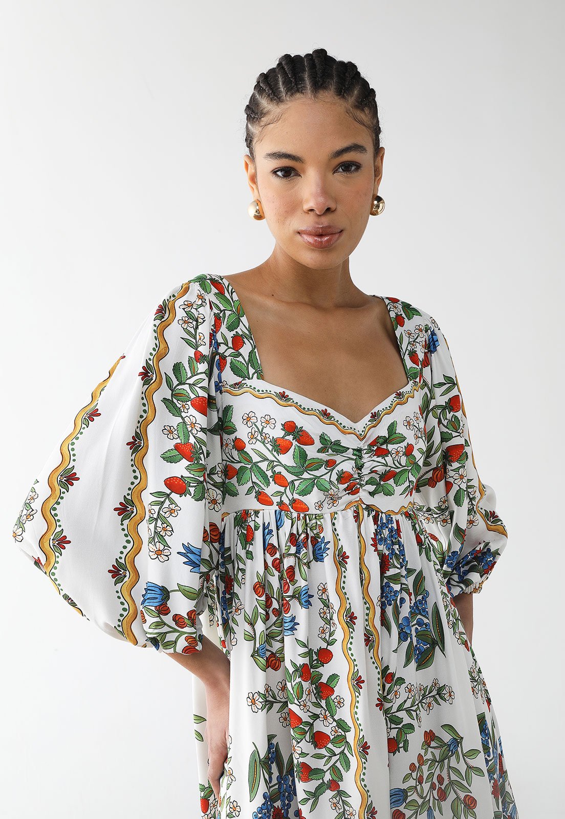 Vestido Feminino FARM Curto Estampa Floral Frutas Branco