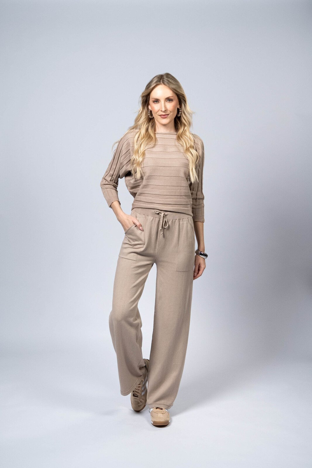 Blusa Tricô Algodão Morcego Barrada Bege
