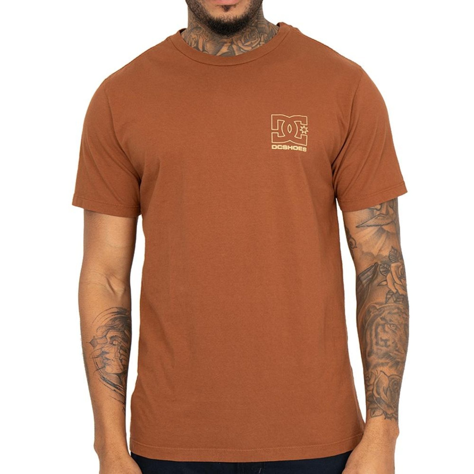 Camiseta DC Shoes Starco SM26 Masculina Marrom