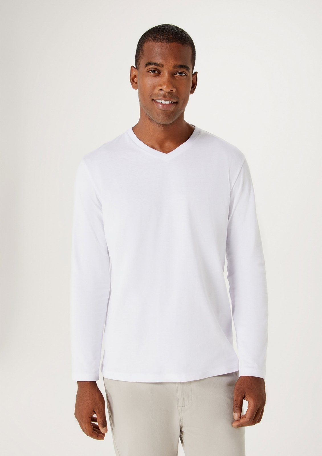 Camiseta Básica Masculina Manga Longa Decote V World