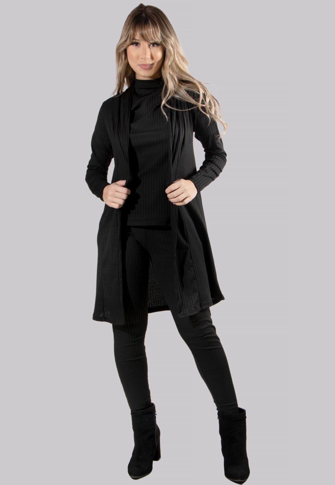 Conjunto Canelado Manga Curta 4 Estações Blusa Canelada Calça Jogger e Cardigan Canelado Manga Longa Cintura Alta Liso Preto