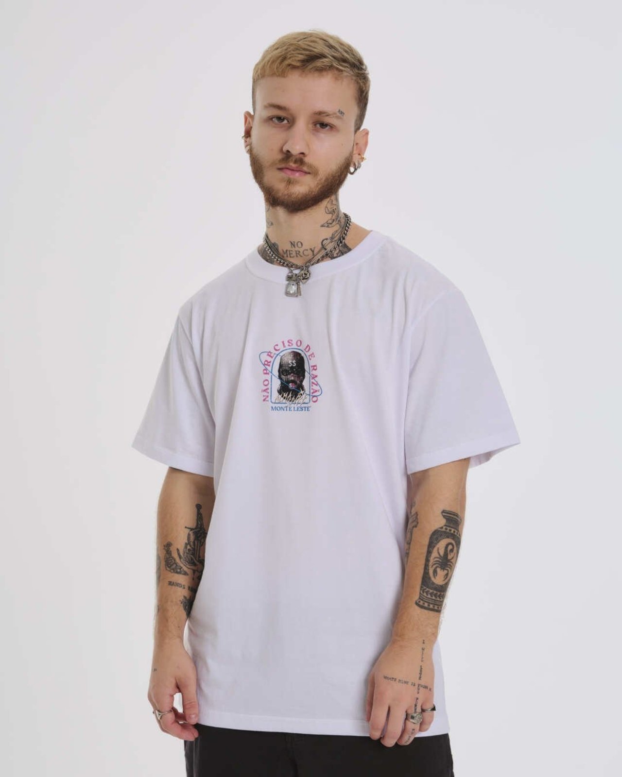 Camiseta Regular Estampada - Razão Branco