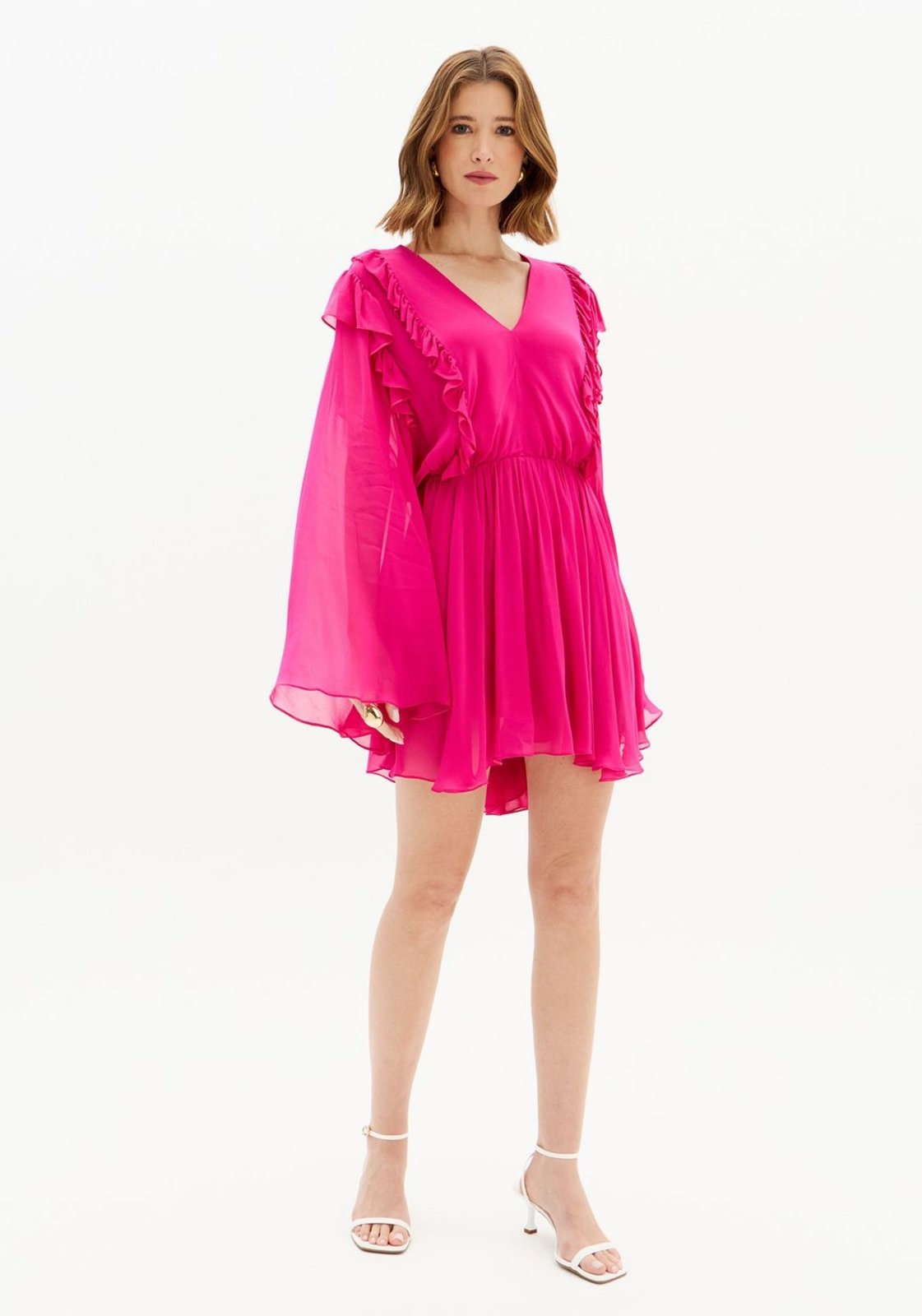 Vestido Curto Babados Mangas Amplas Lança Perfume