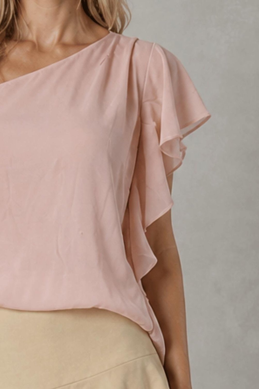 Blusa alça única com babado Rosa