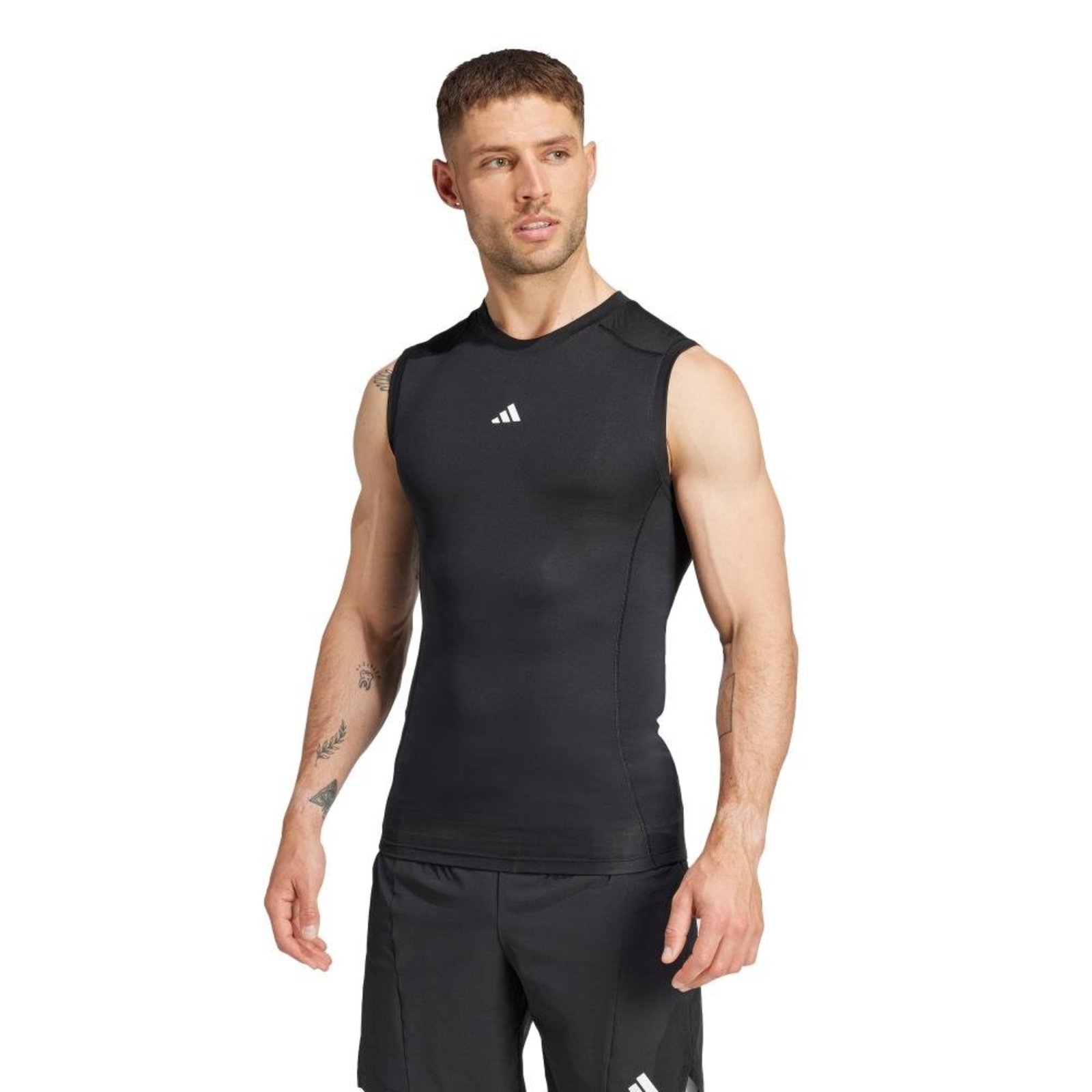 Camiseta sem mangas de compressão para treino TECHFIT adidas Performance Preto