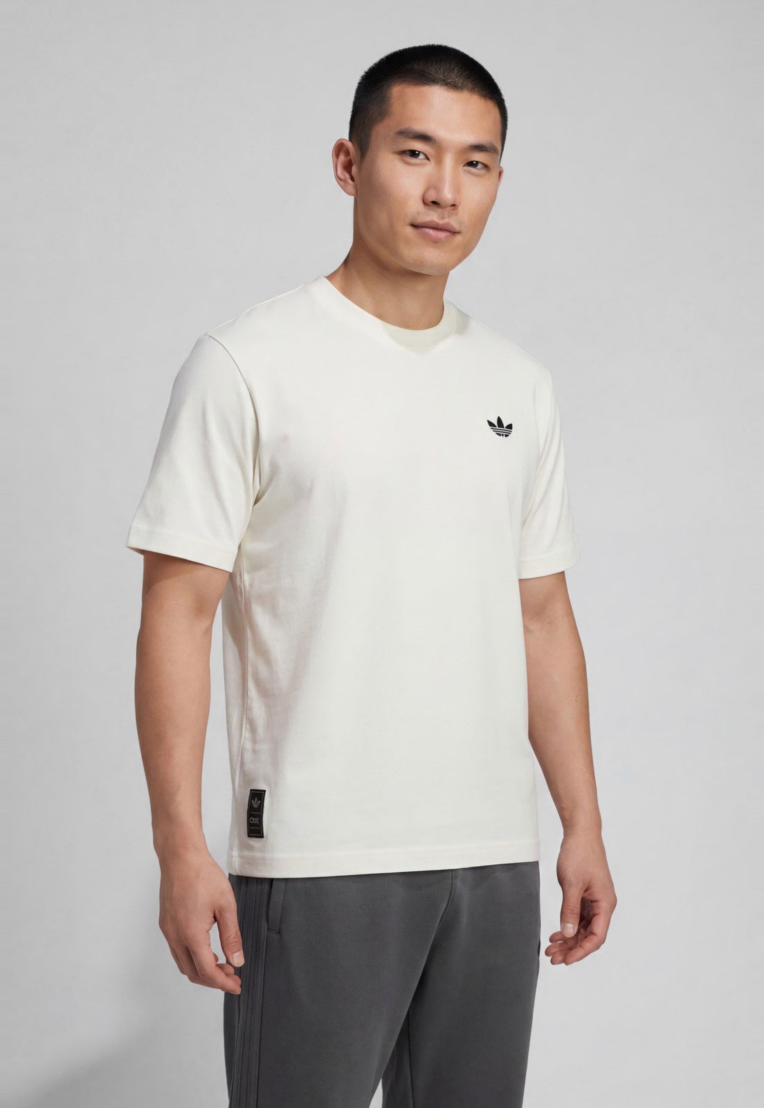 Camiseta Masculina adidas Originals FLAG GFX Off-White