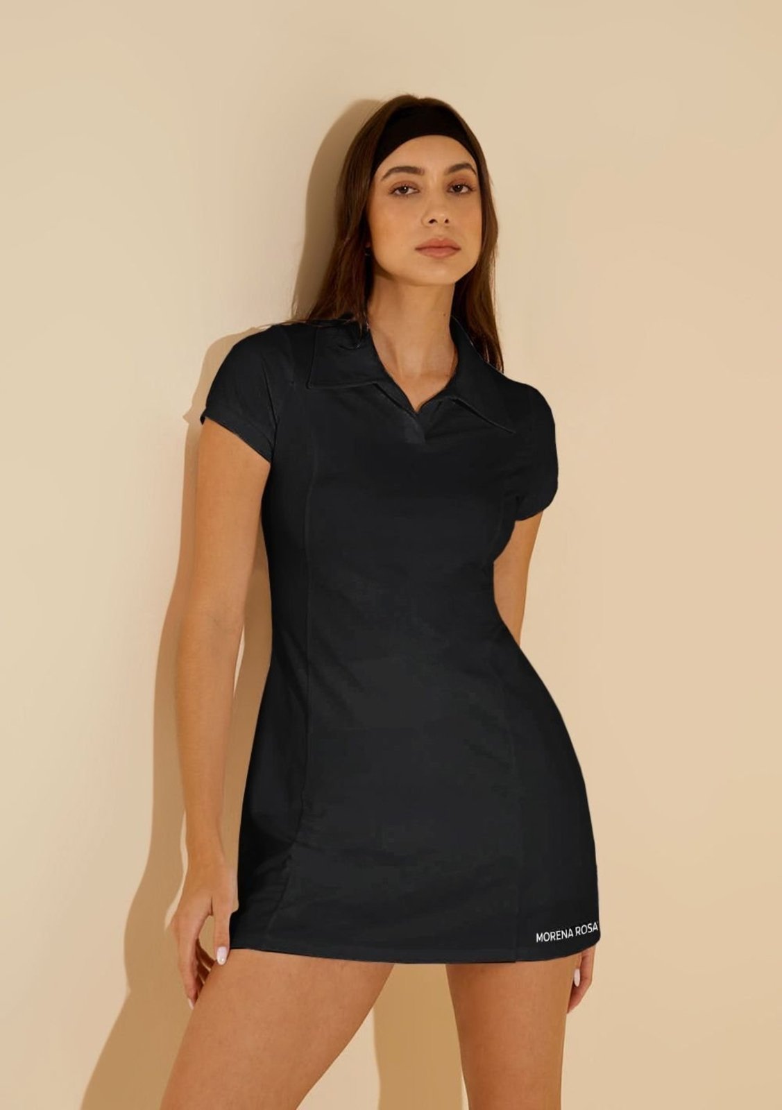 Vestido Morena Rosa Solto Decote V Manga Curta Curto - Preto