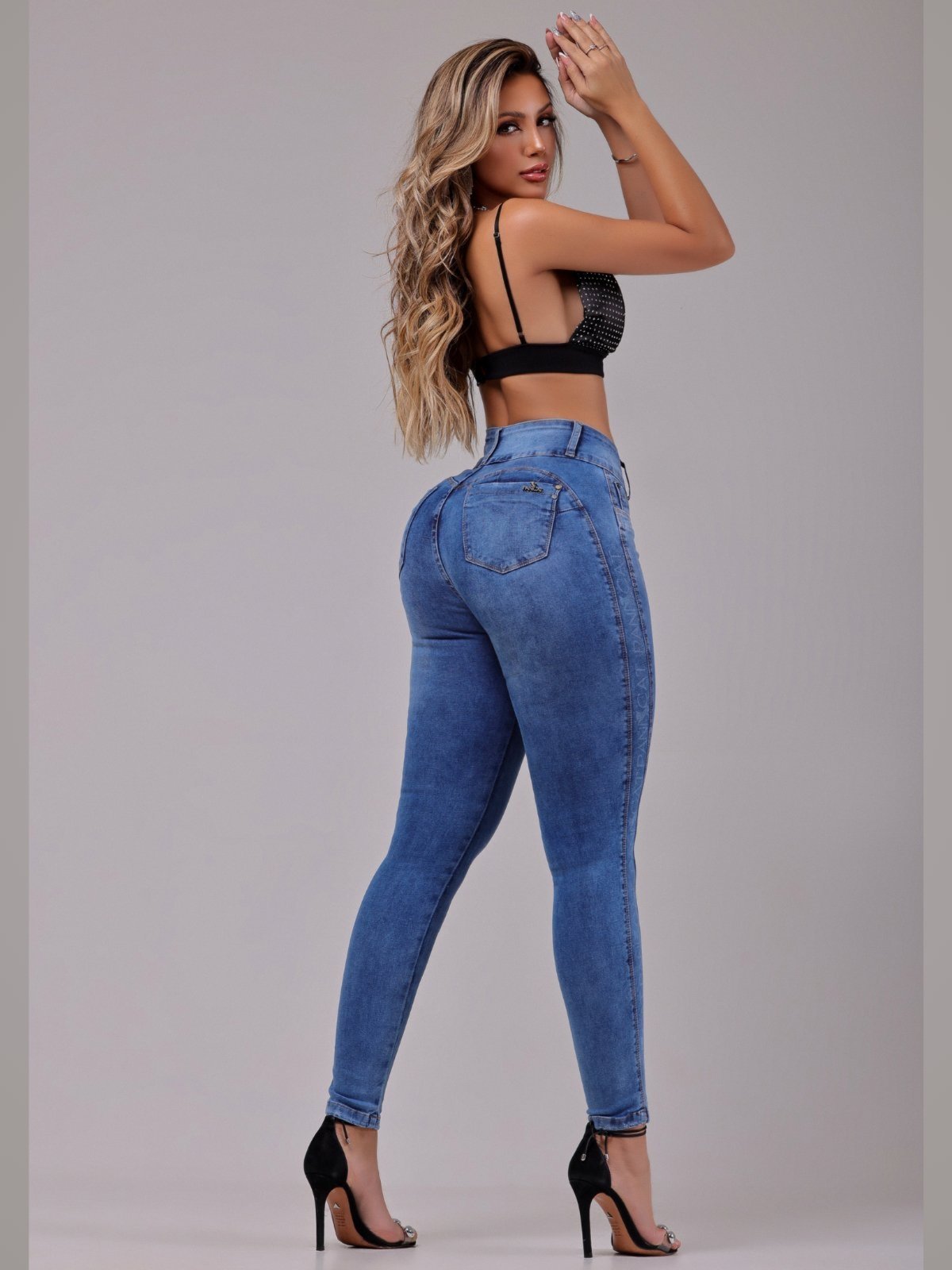 Calça Jeans Panicat Feminina Modeladora com Laser Lateral Azul Claro PN010070