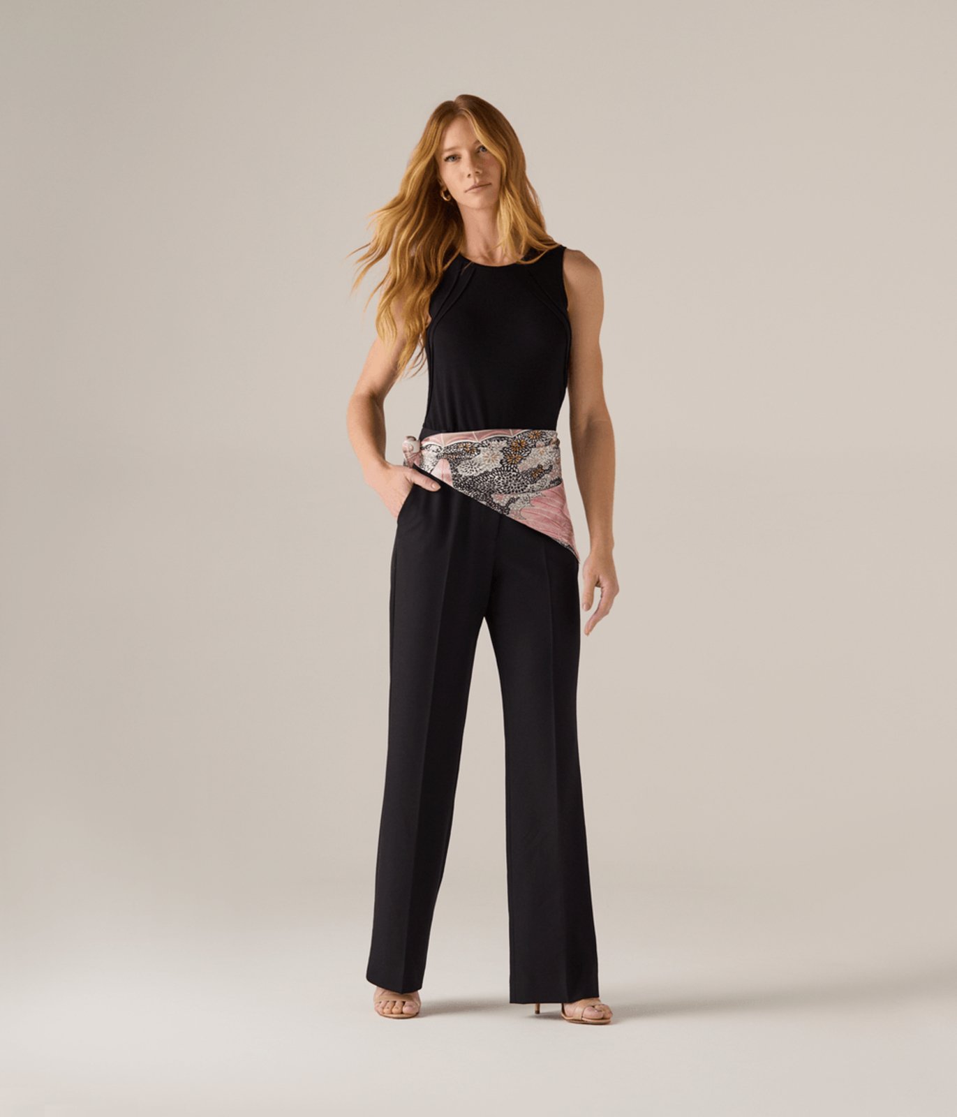 Calca Makenji Boot Com Bolso-Faca Feminina Preta