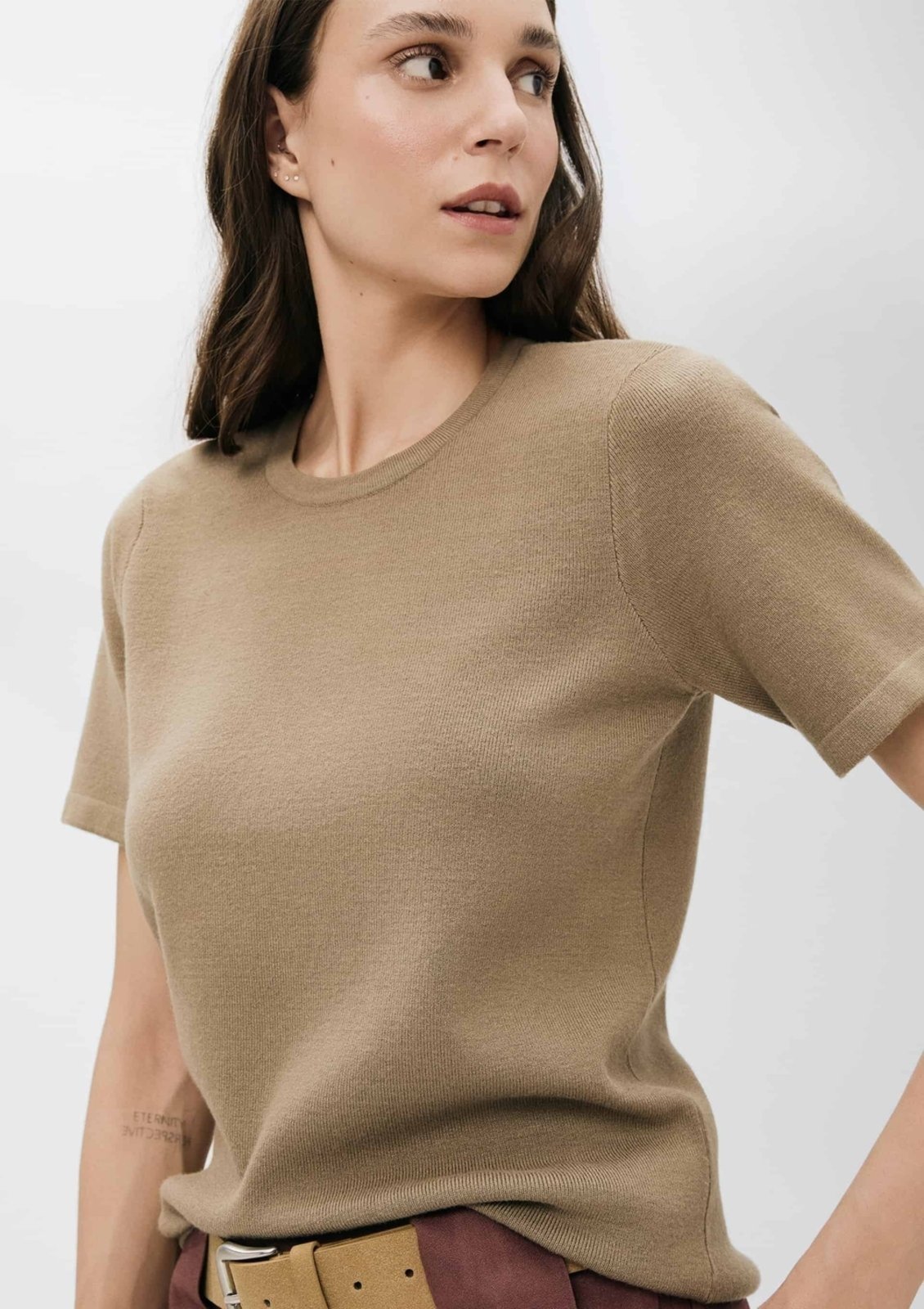 Blusa Feminina Manga Curta Em tricô