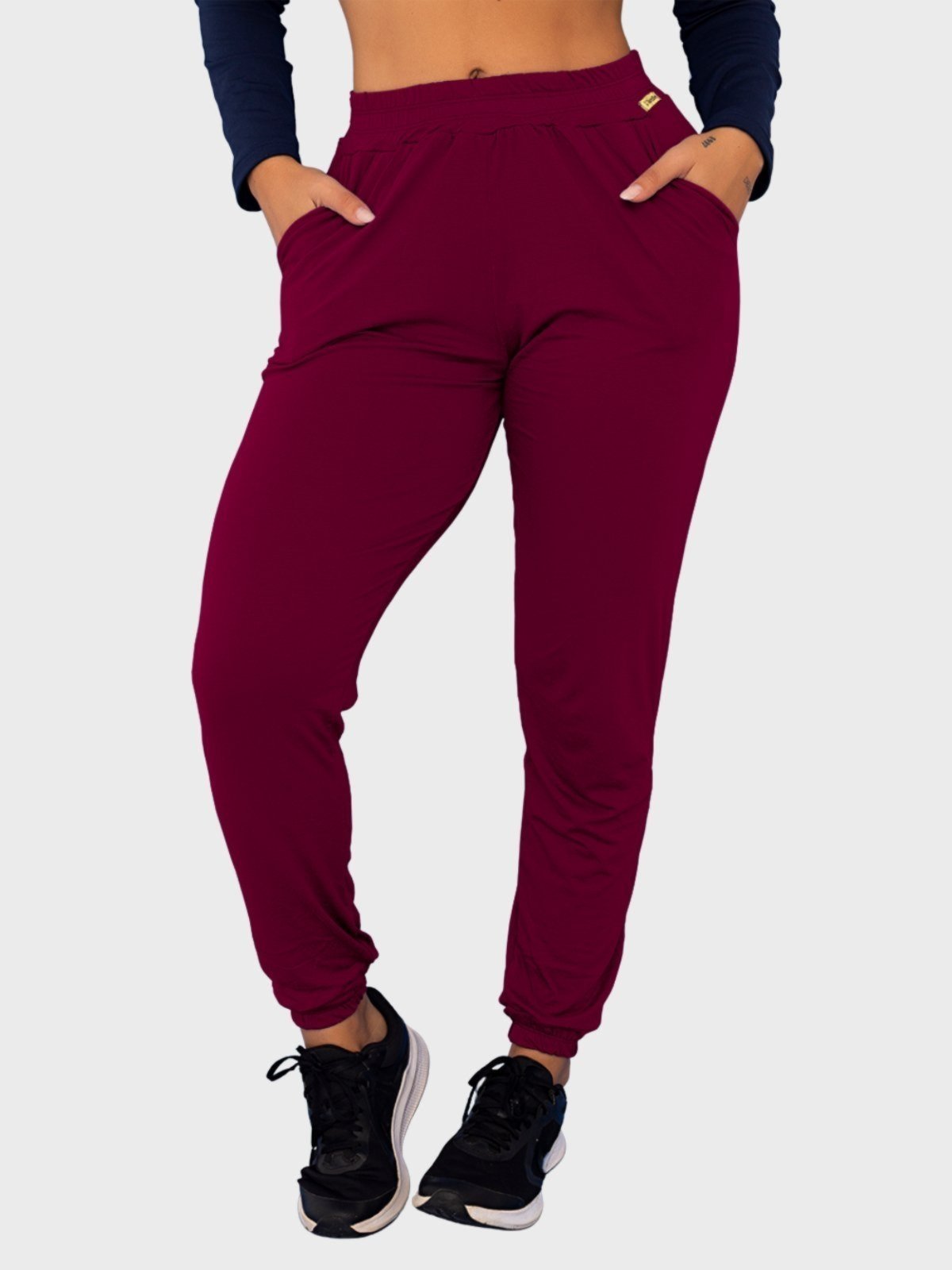 Calça Viscolycra Tarelles Jogger Punho Soltinha Bolso Bordô