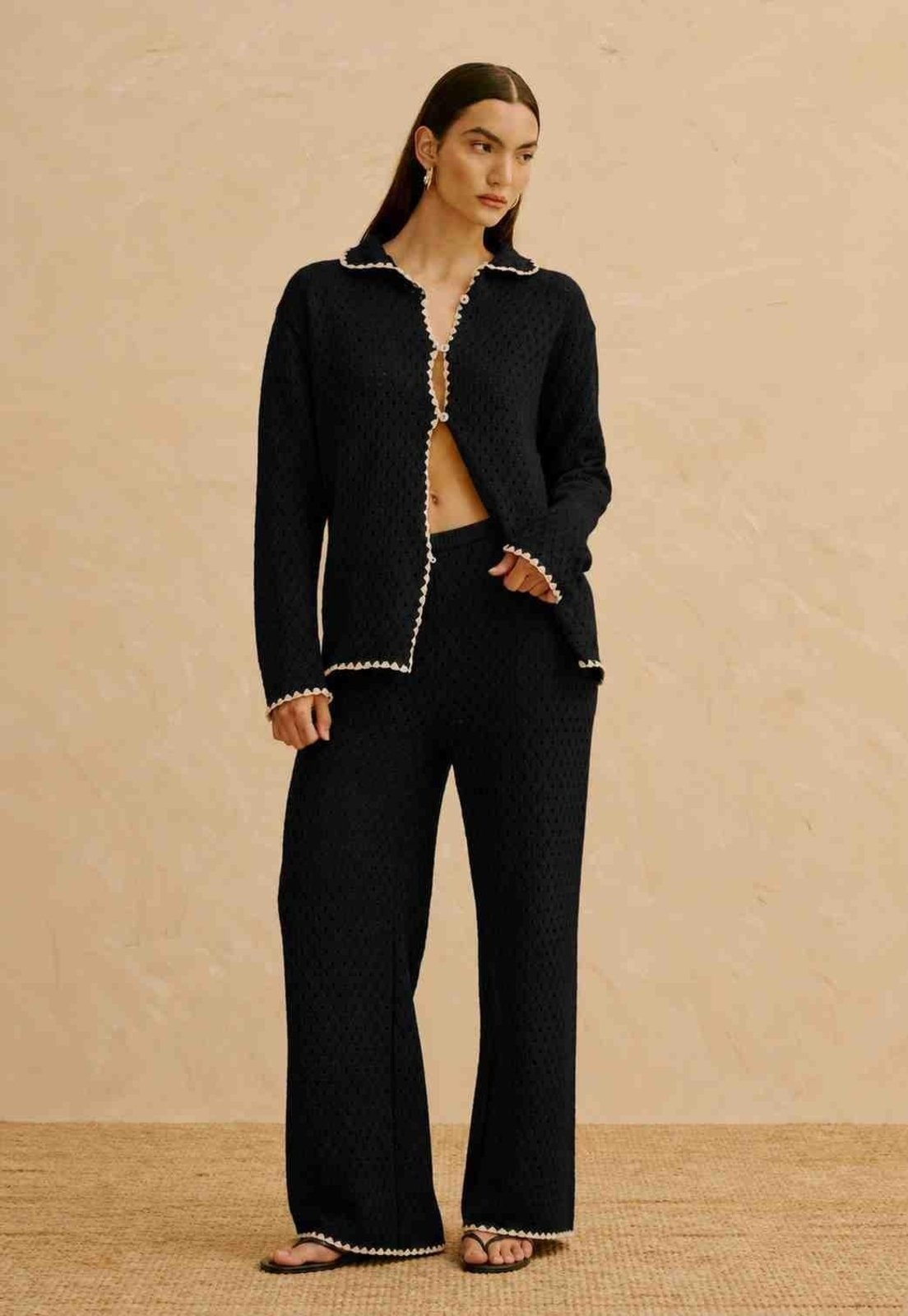 Camisa Tricot Barra Crochê Preto