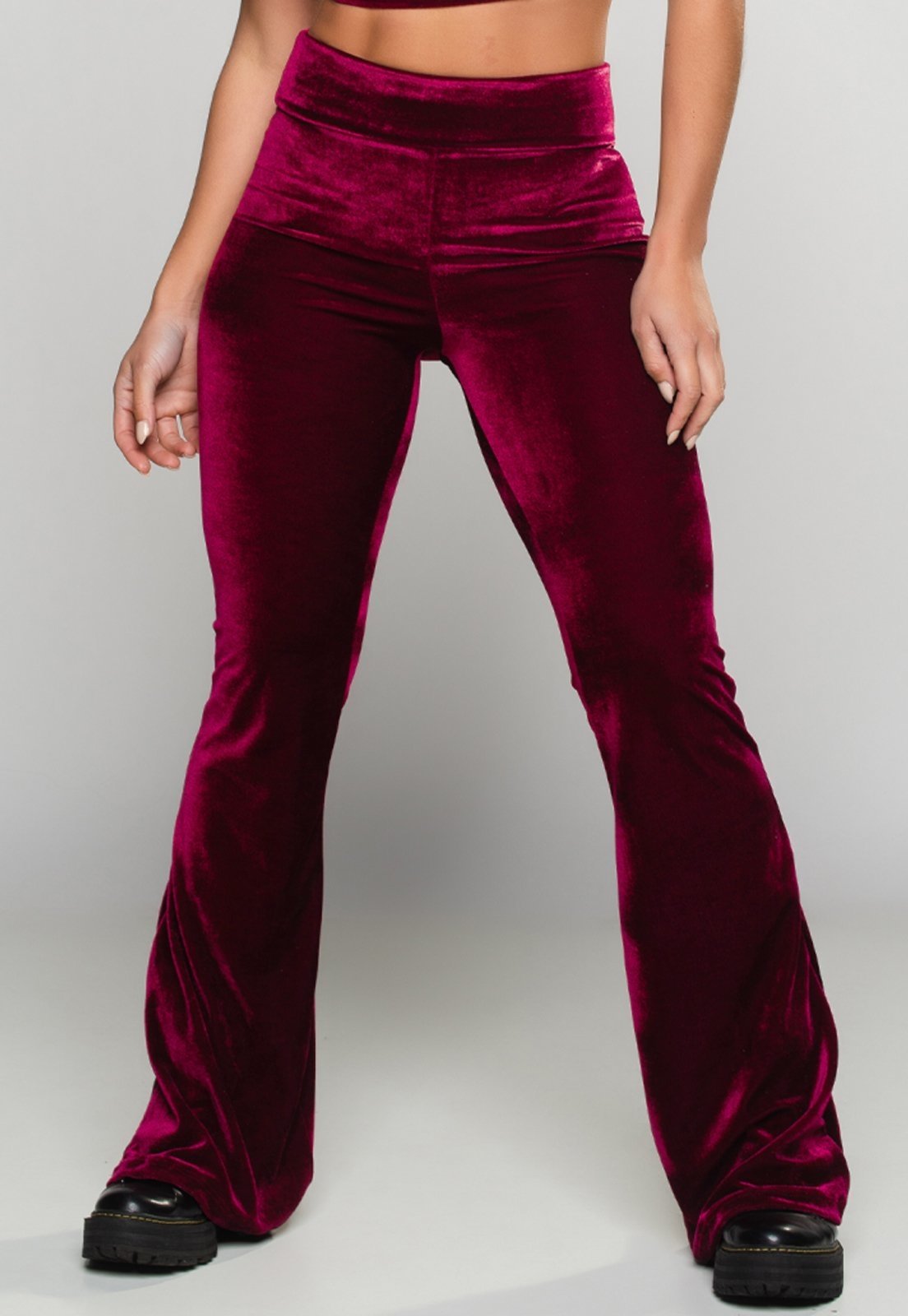 Calça MVB Modas Feminina Flare Pantalona Veludo Vinho