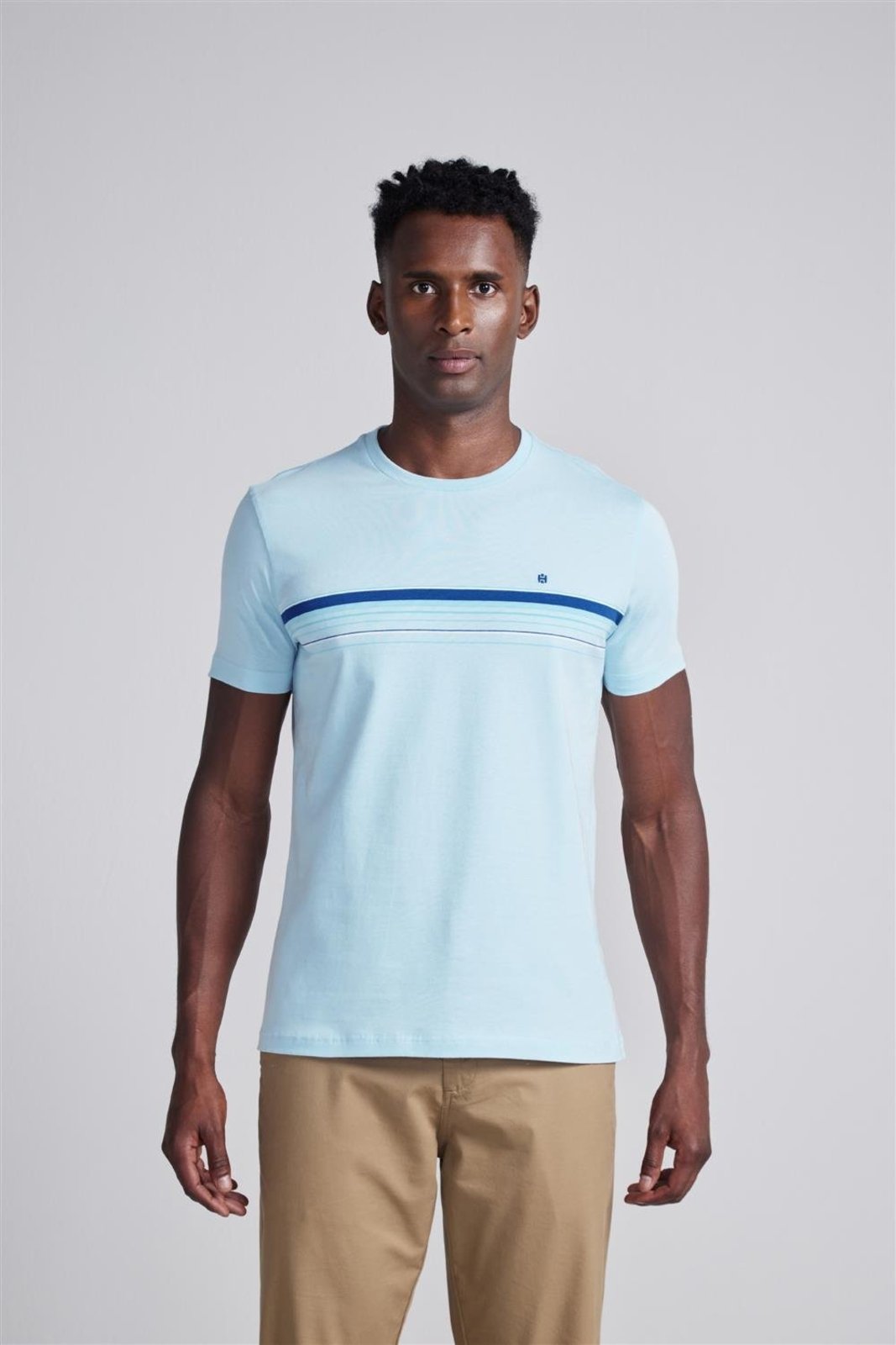 HIGHSTIL Camiseta Malha Slim Fit - Azul Claro