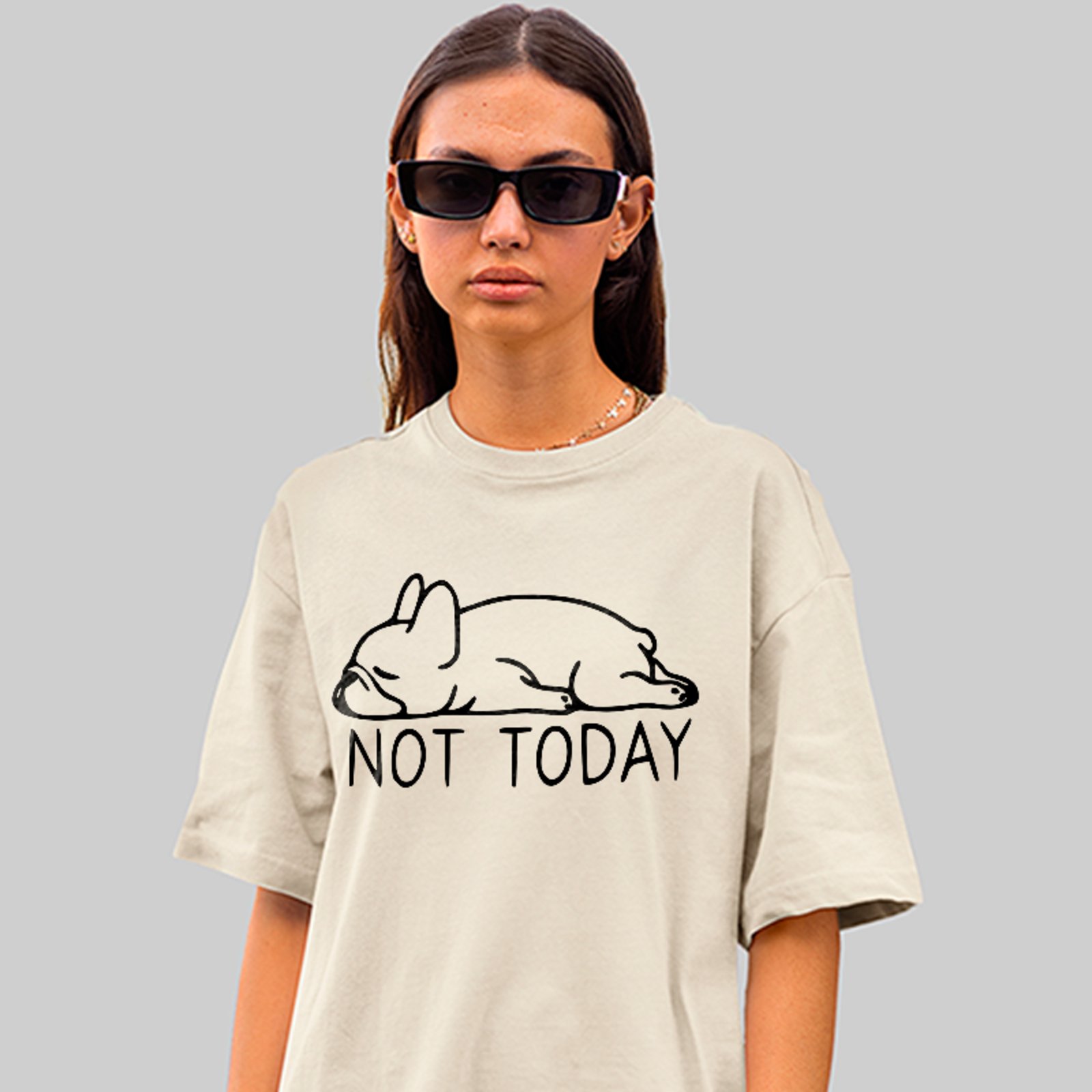 Camiseta Oversized Bulldog Not Today Funny Unissex Off White