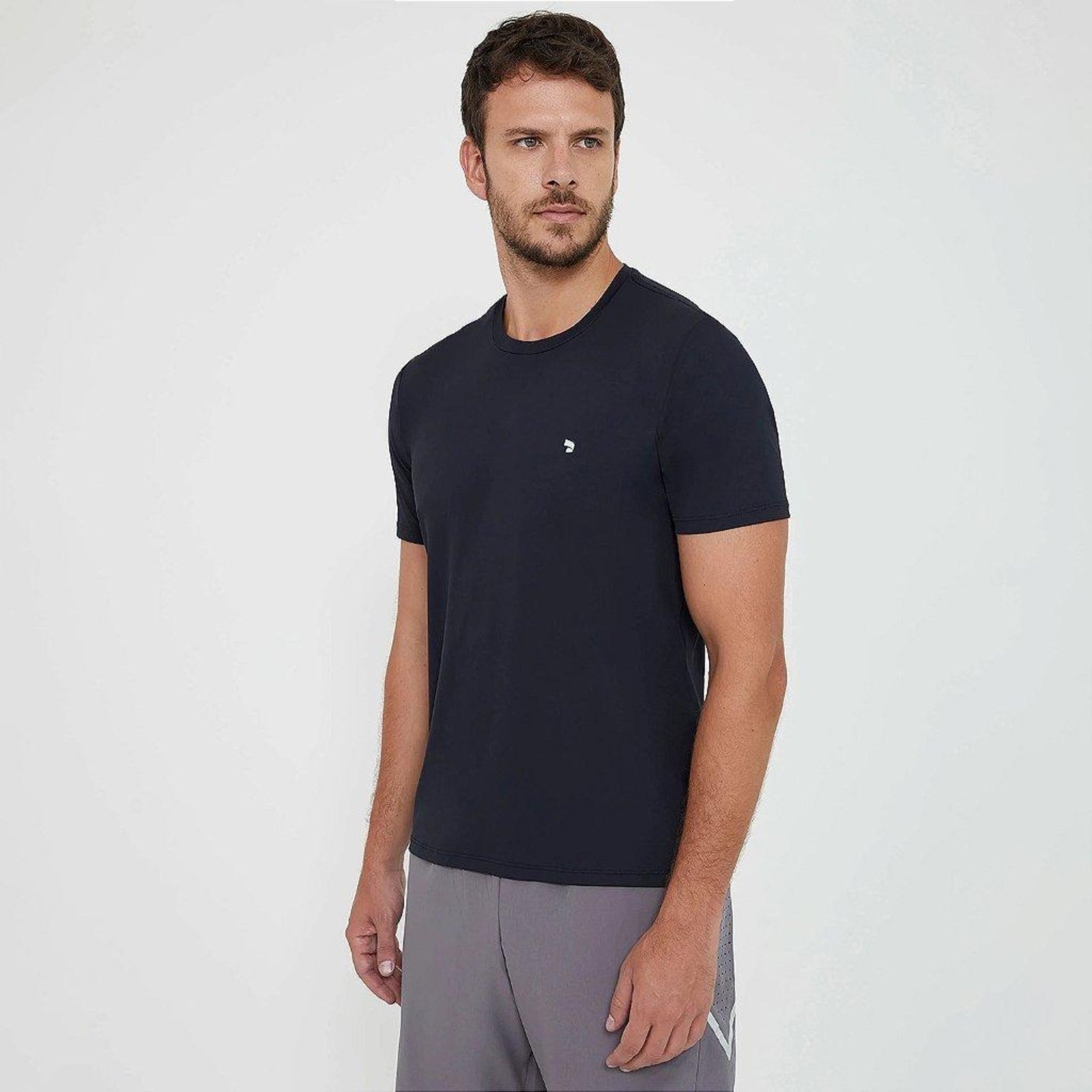 Camiseta Alto Giro Eterna Gola Redonda OU26 Masculina Preto Preto