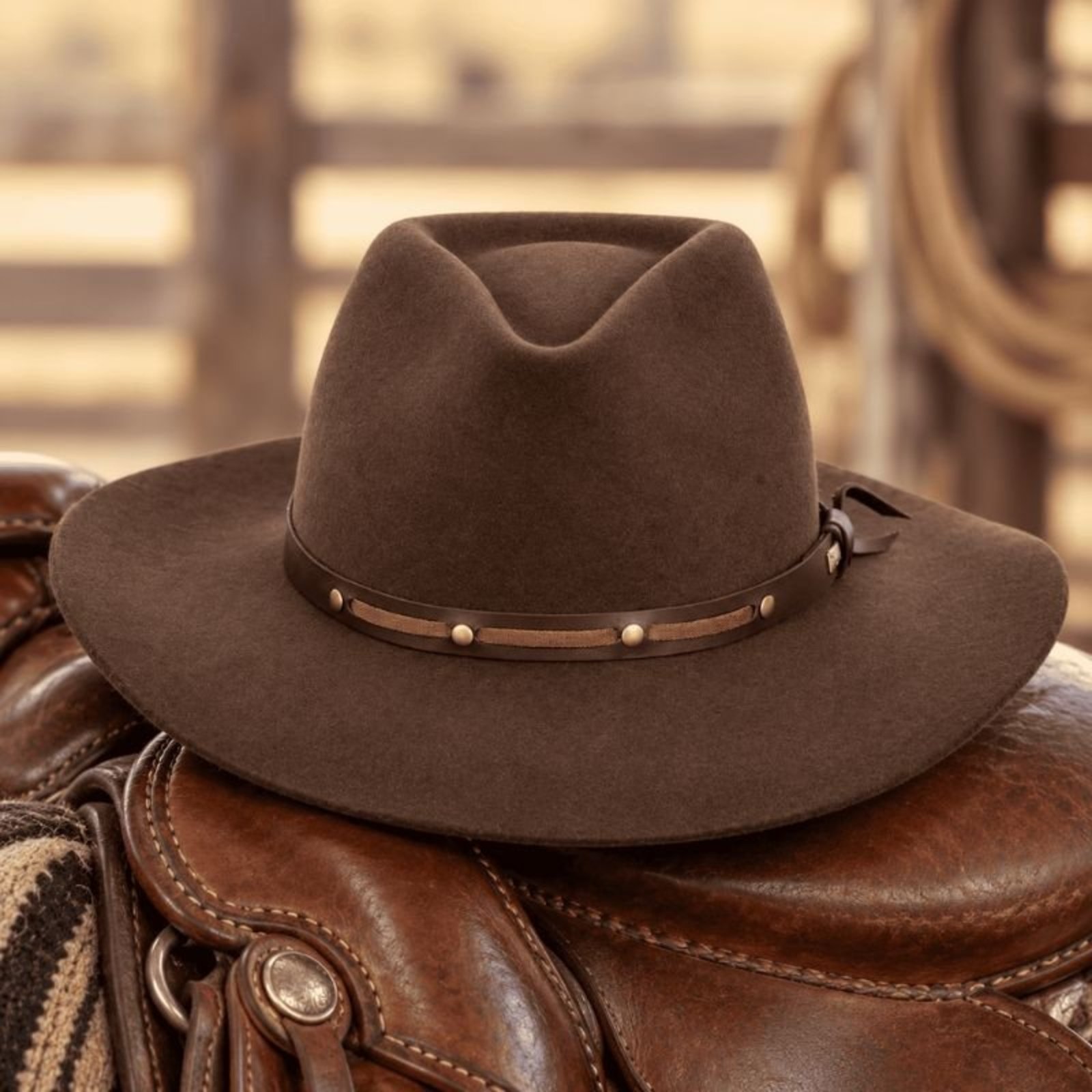 Chapéu Cowboy Country Gusttavo Lima Liso Rodeio Sertanejo Marrom