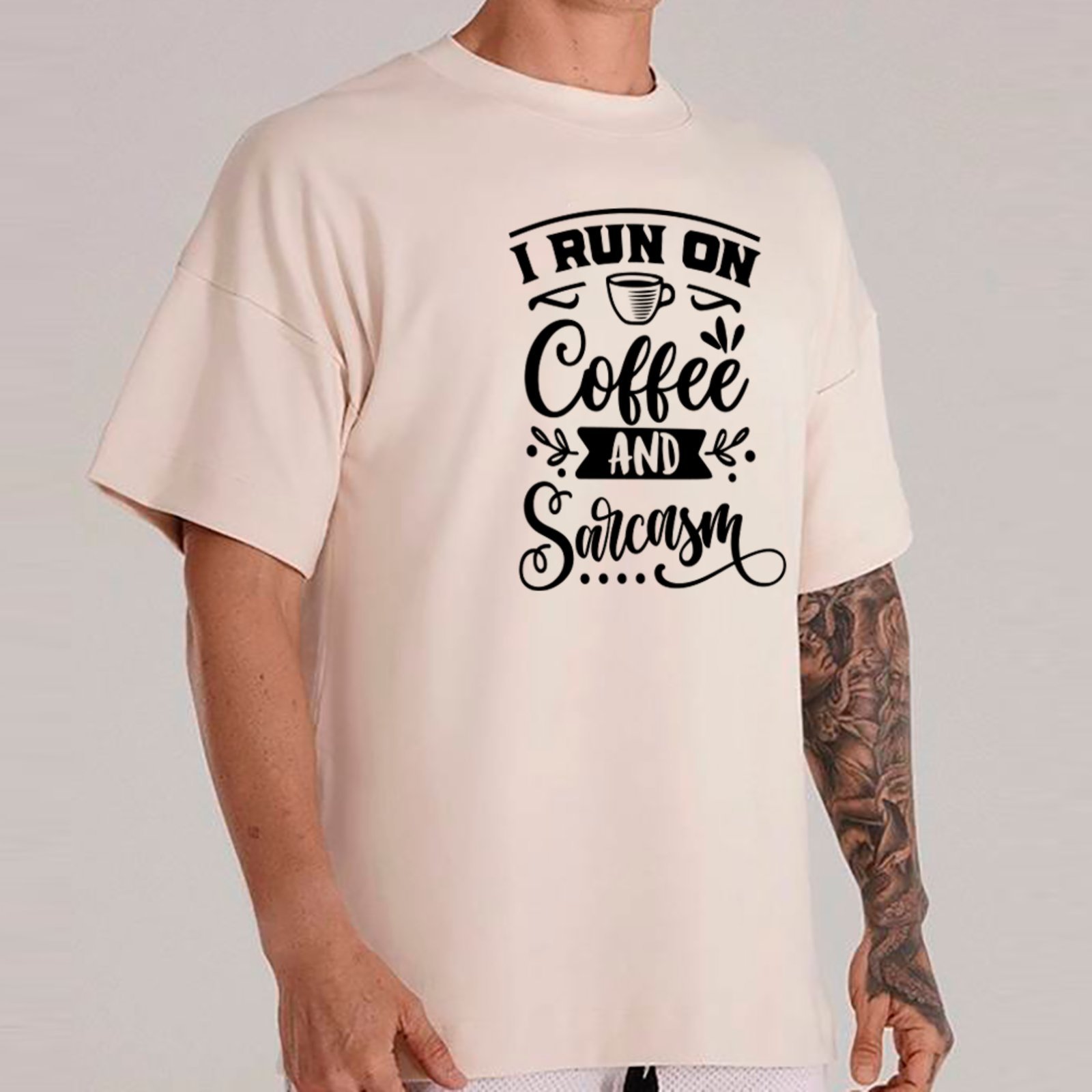 Vista 2 Camiseta Ousy Básica Frase Sarcástica Café Diário Unissex Off White off-white white ousy off-white white