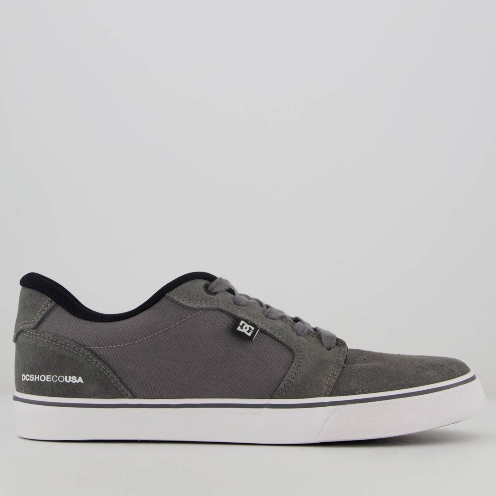 Vista 2 Tênis DC Anvil Blast Cinza DC Shoes preto DC Shoes preto