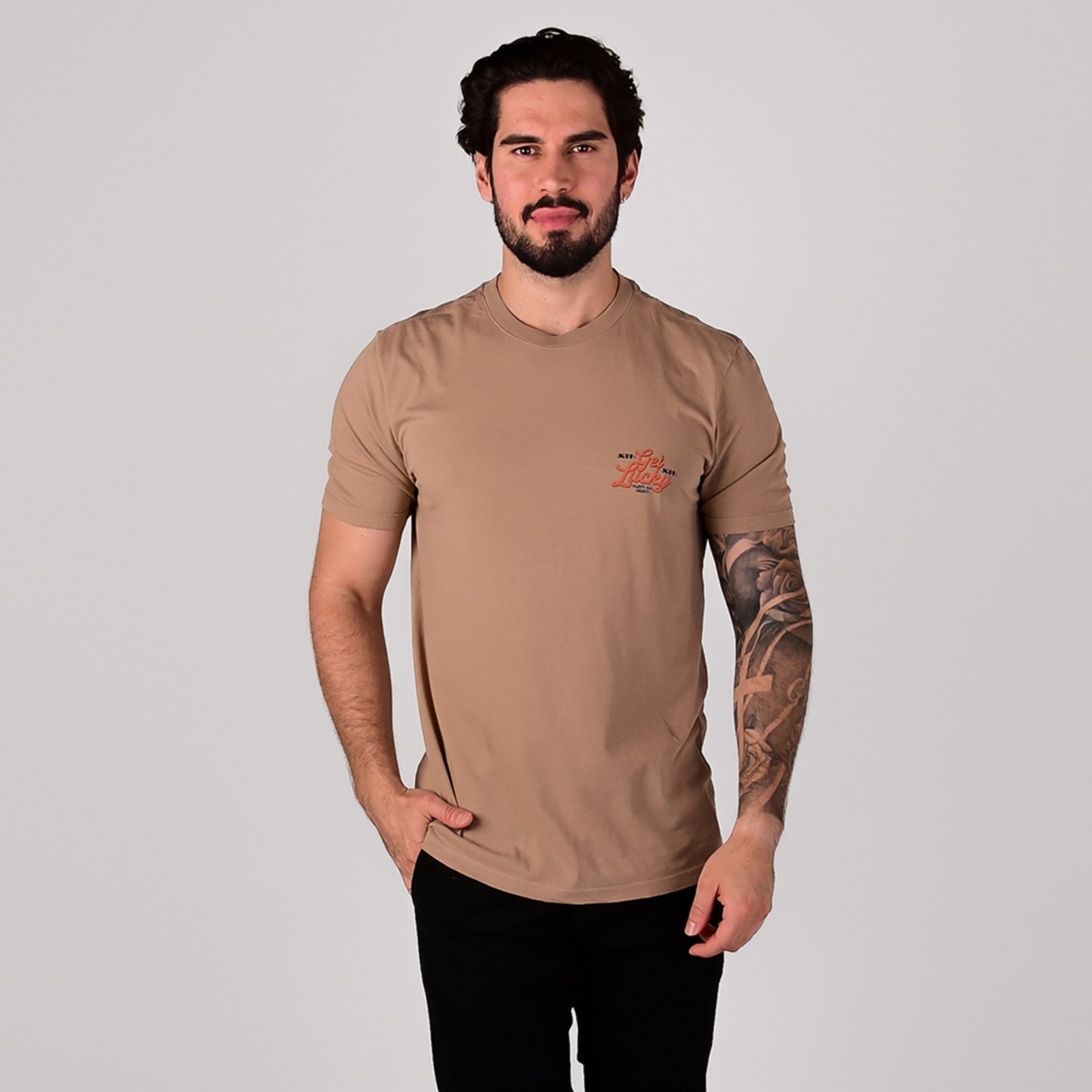 Camiseta John John Get Luck Bege