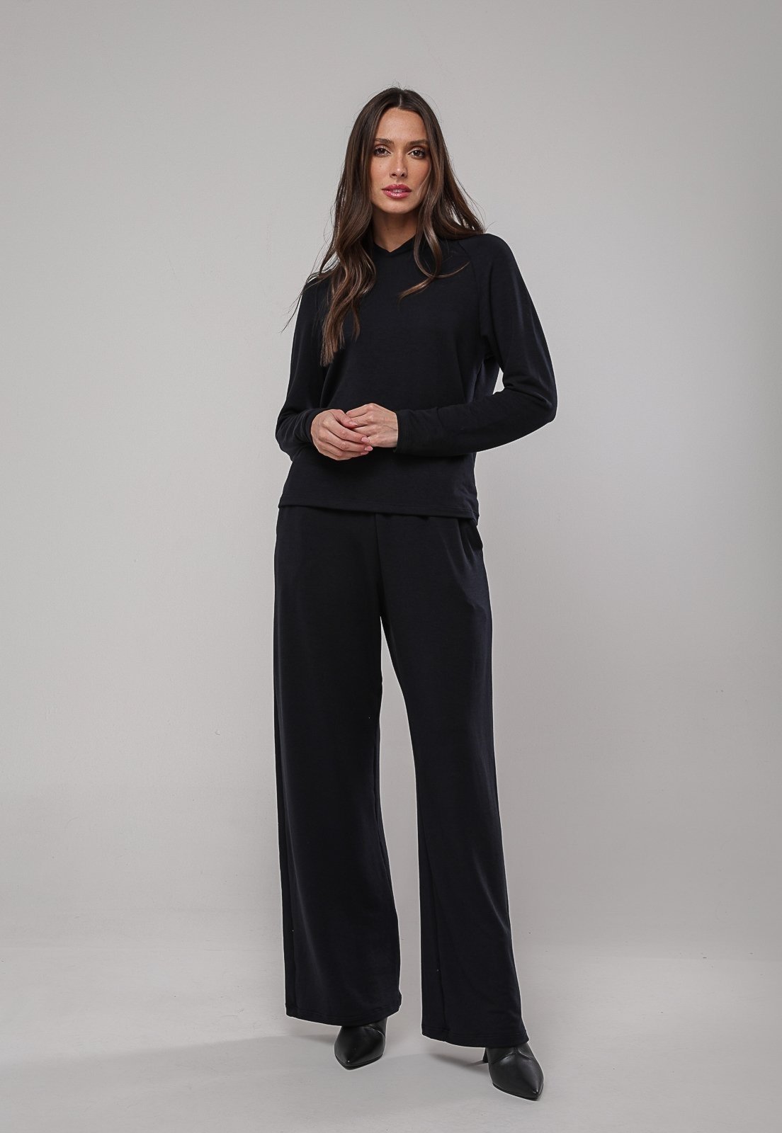 Conjunto Moletinho Wide Leg Com Casaco de Capuz Salvatore Preto