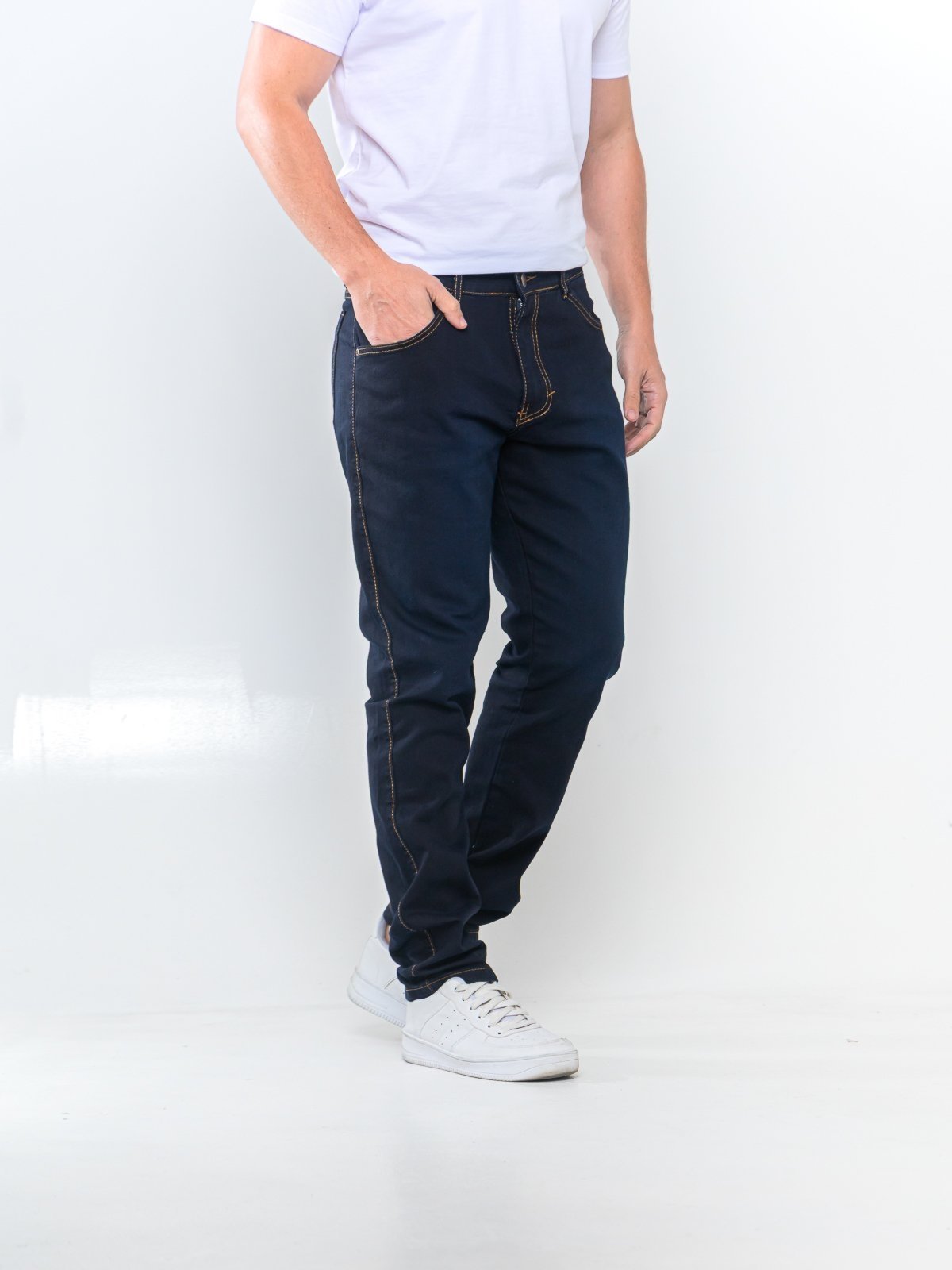 Calça Jeans Masculina KOVALI Slim Azul Escuro – Conforto e Estilo para o Dia a Dia