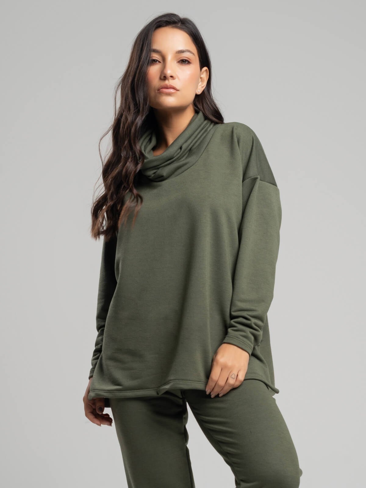 Casaco Oversized Moletinho Poncho Golão Vicbela Moda Casual Feminina Verde