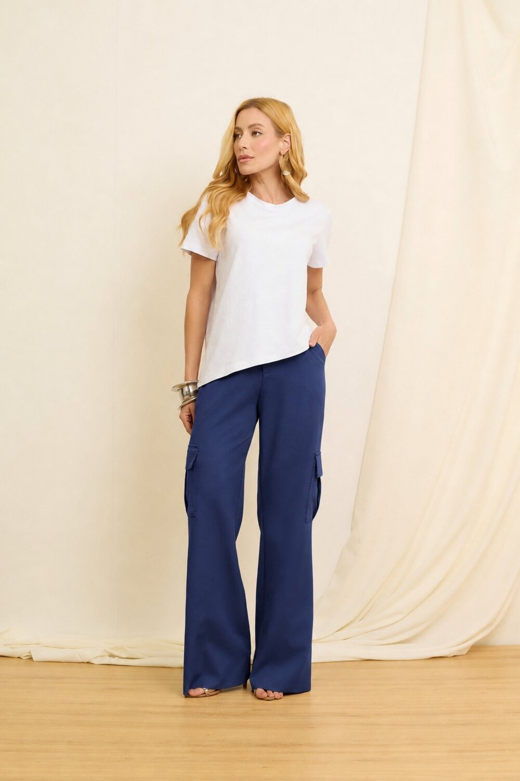 Calça Vanibele Cargo Alfaiataria Azul Marinho