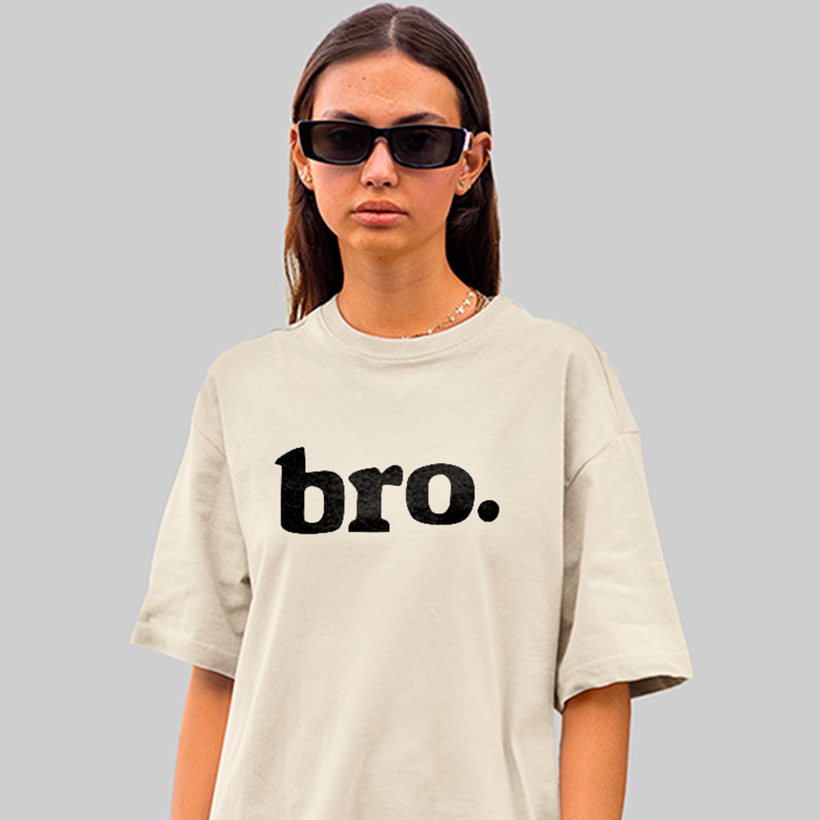 Camiseta Oversized Bro Streetwear Trend Unissex Off White