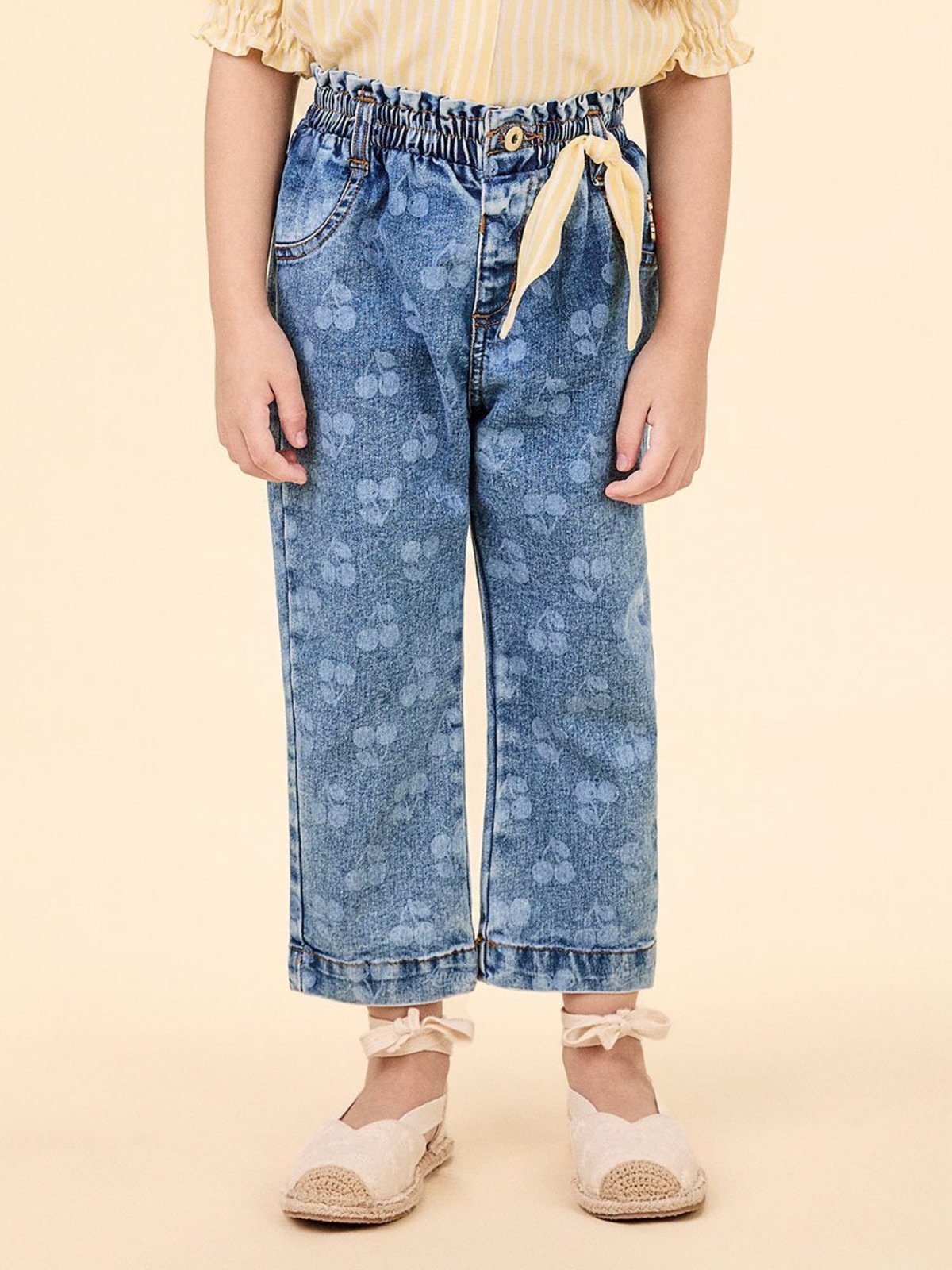 Infantil - Calça Jeans de Cerejas com Laço
