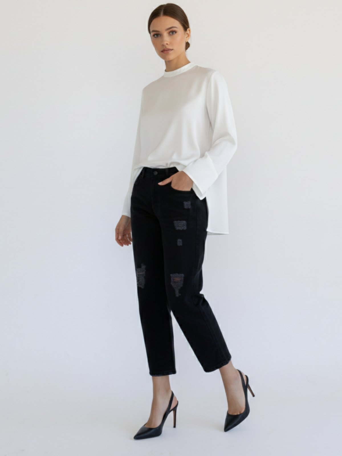 Calça Mom Cropped Destroyed Preta – Cós Alto Estilo Urbano 25th Street