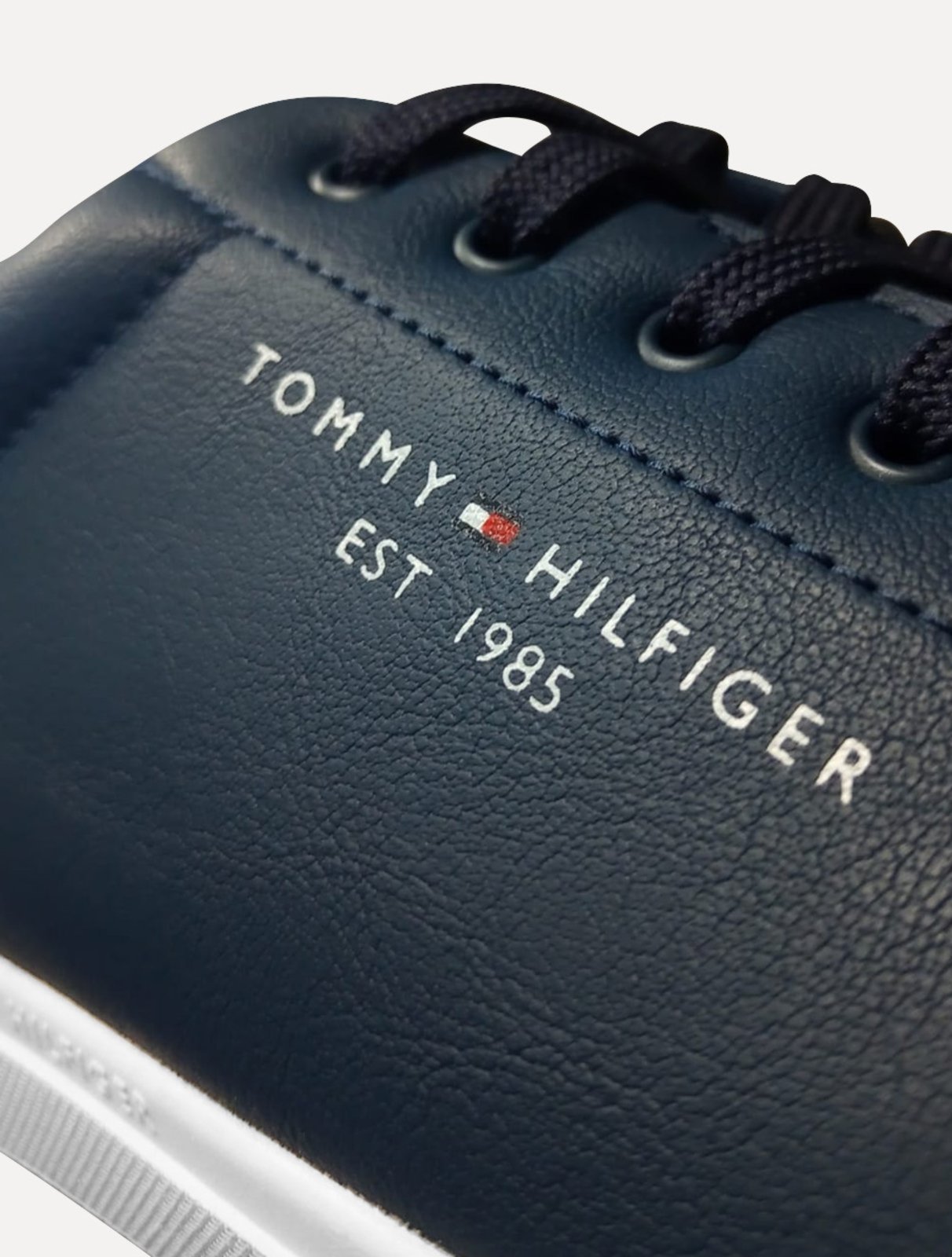 Vista 3 Tênis Tommy Hilfiger Masculino Couro Harrison 5D5 branco Tommy Hilfiger branco