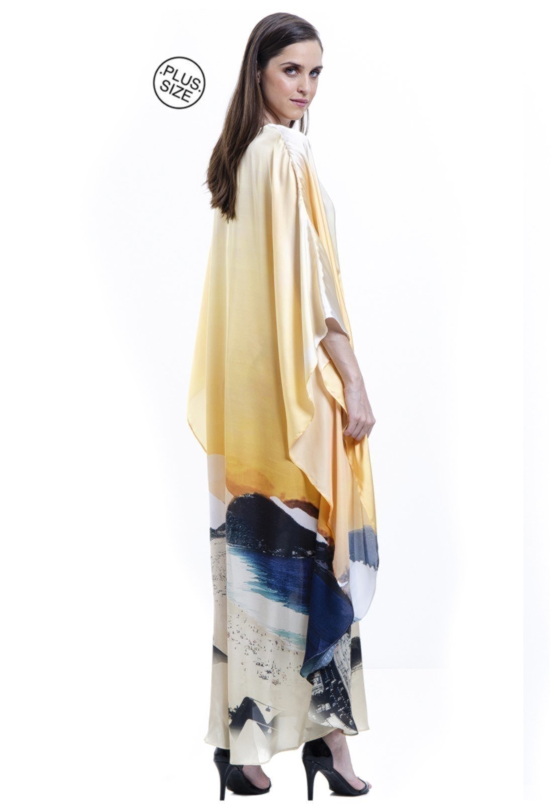Vista 3 Vestido KAFTAN Longo Crepe Estampado EXCLUSIVO RJ 101 Resort Wear amarelo
