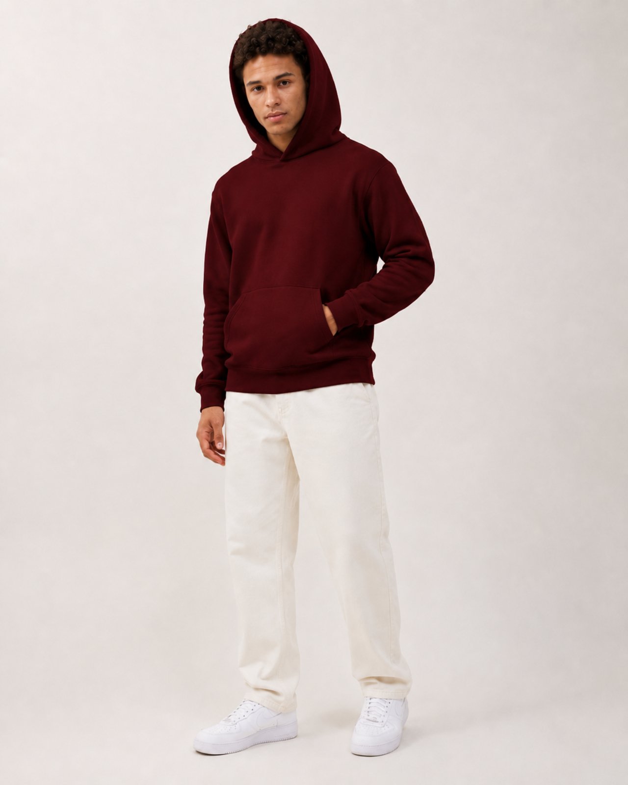 Blusa De Moletom Com Capuz E Bolso Canguru Sem Estampa - Vinho