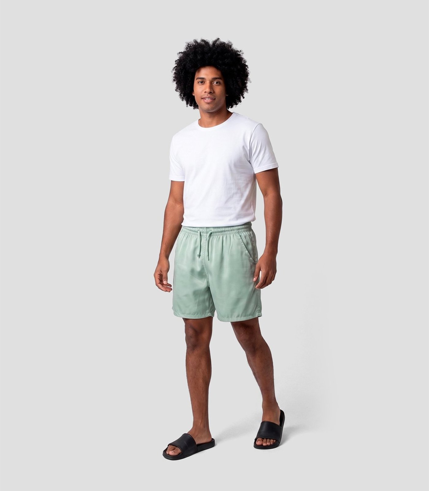 Bermuda Masculina Em Suede Com Bolsos Select Verde