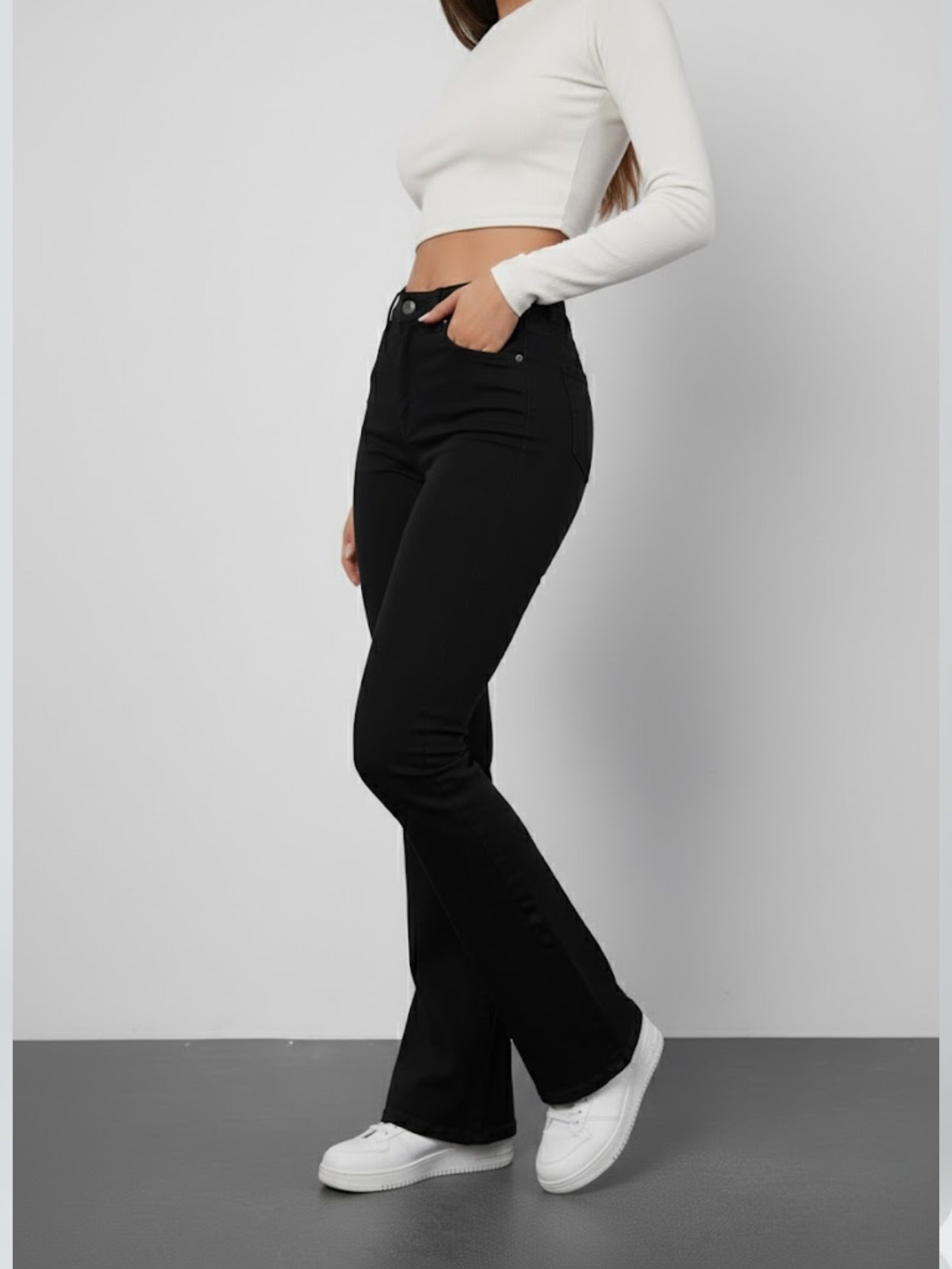 Calça Jeans Flare Alpha Street Wear Preta Feminina Cintura Alta e Caimento Perfeito